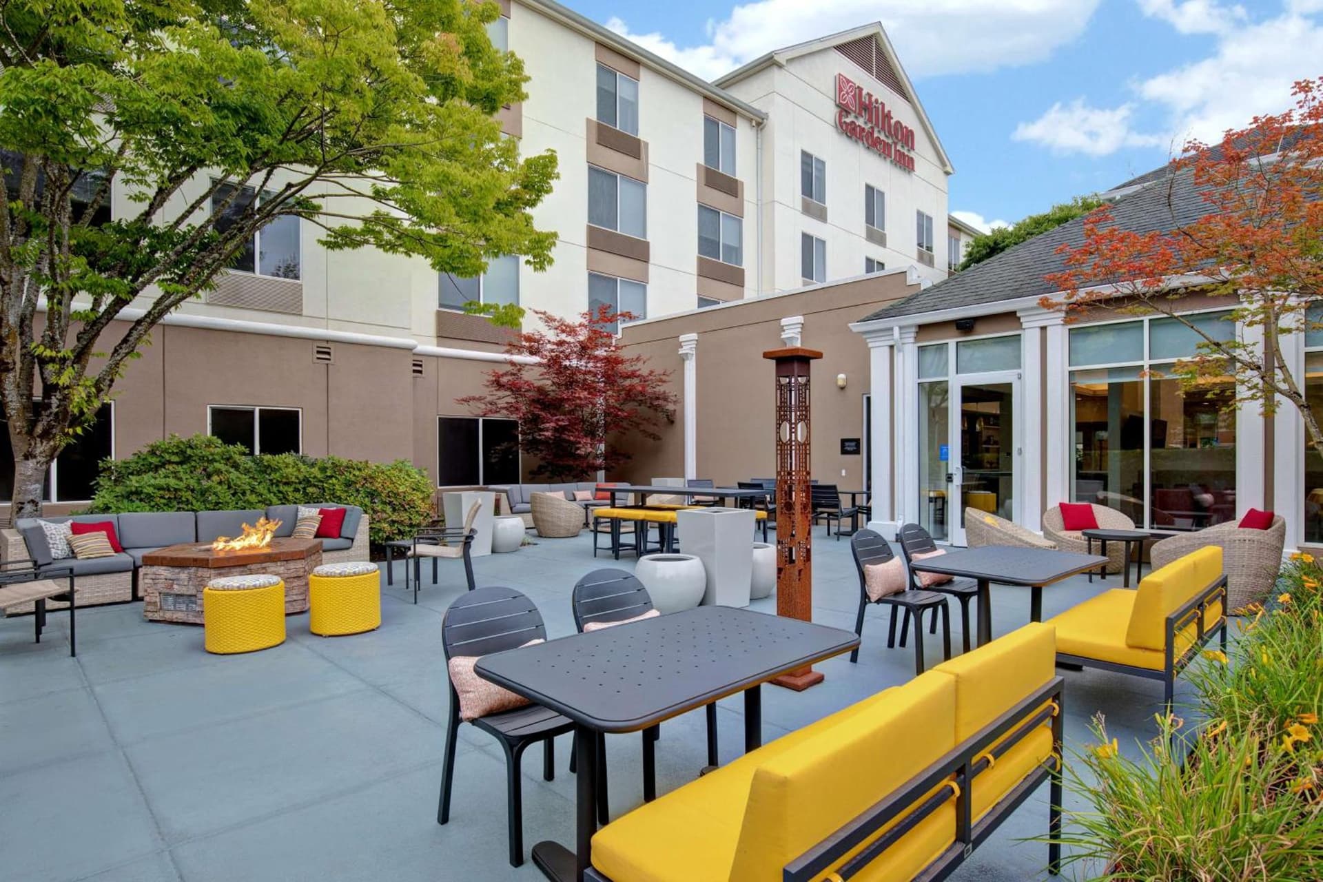 Hilton Garden Inn Portland/Beaverton property views in Beaverton, OR — gallery photo 3