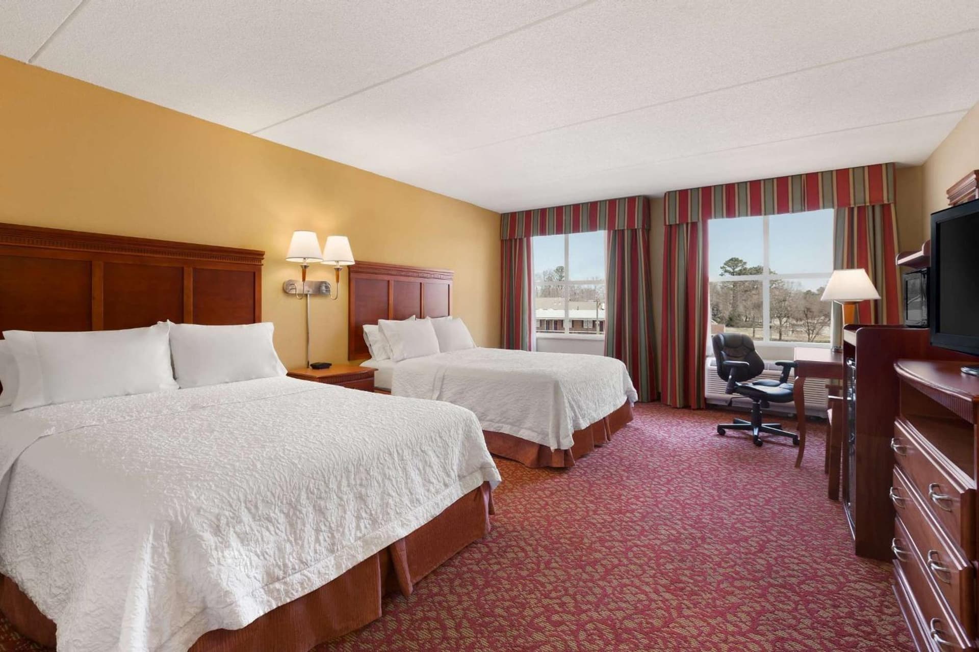 Hampton Inn & Suites Williamsburg Historic District gallery photo in Williamsburg, VA — image 37