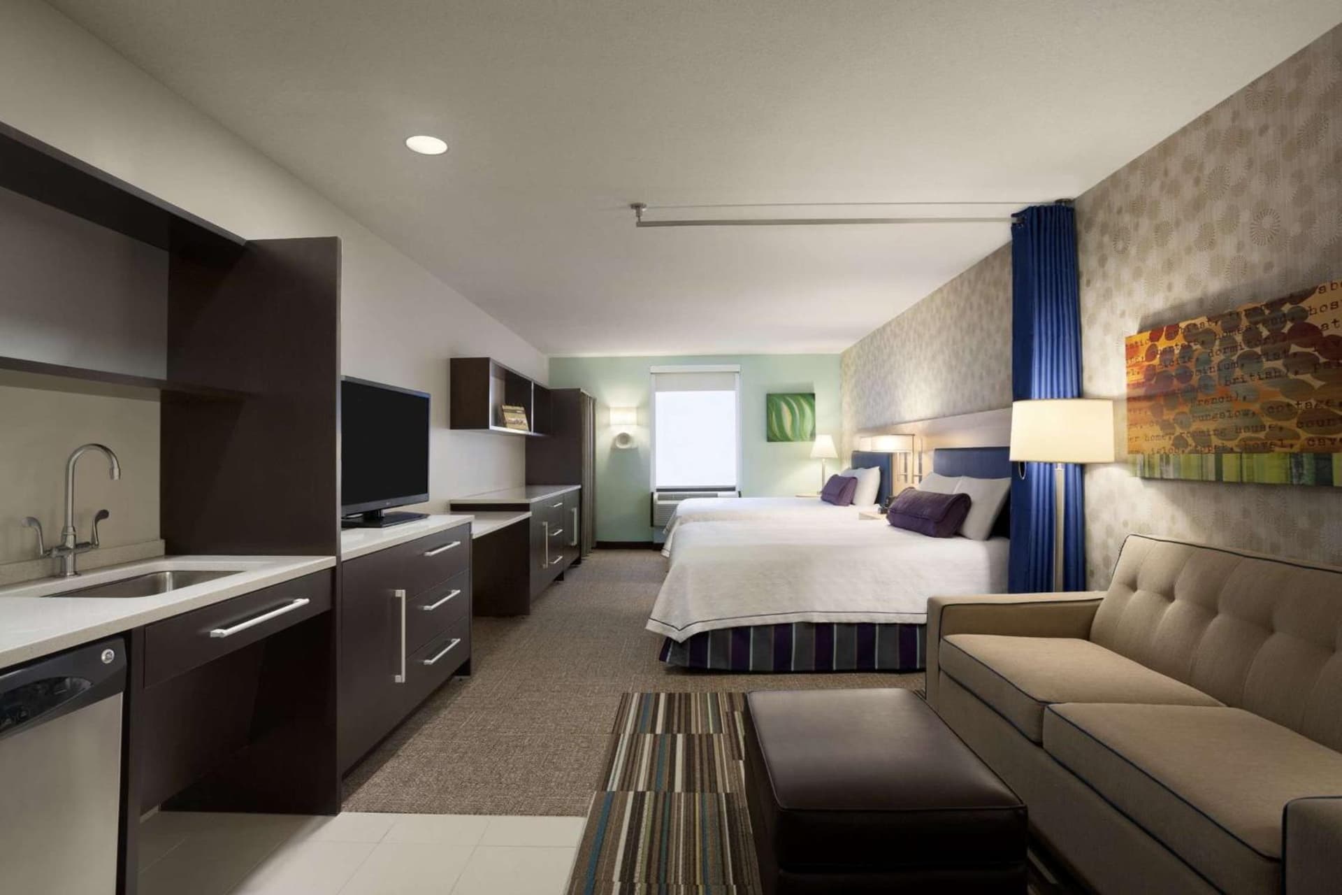 Home2 Suites by Hilton Philadelphia Convention Center gallery photo in Philadelphia, PA — image 4