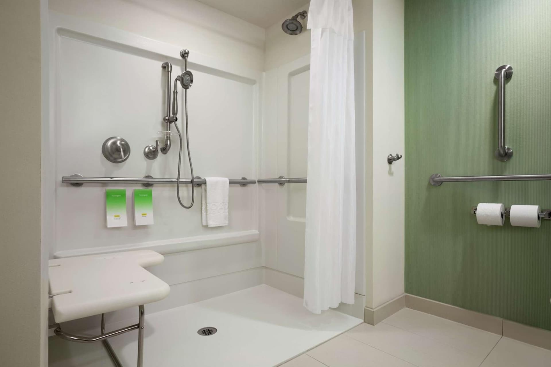 Home2 Suites by Hilton Philadelphia Convention Center interior in Philadelphia, PA — gallery photo 2