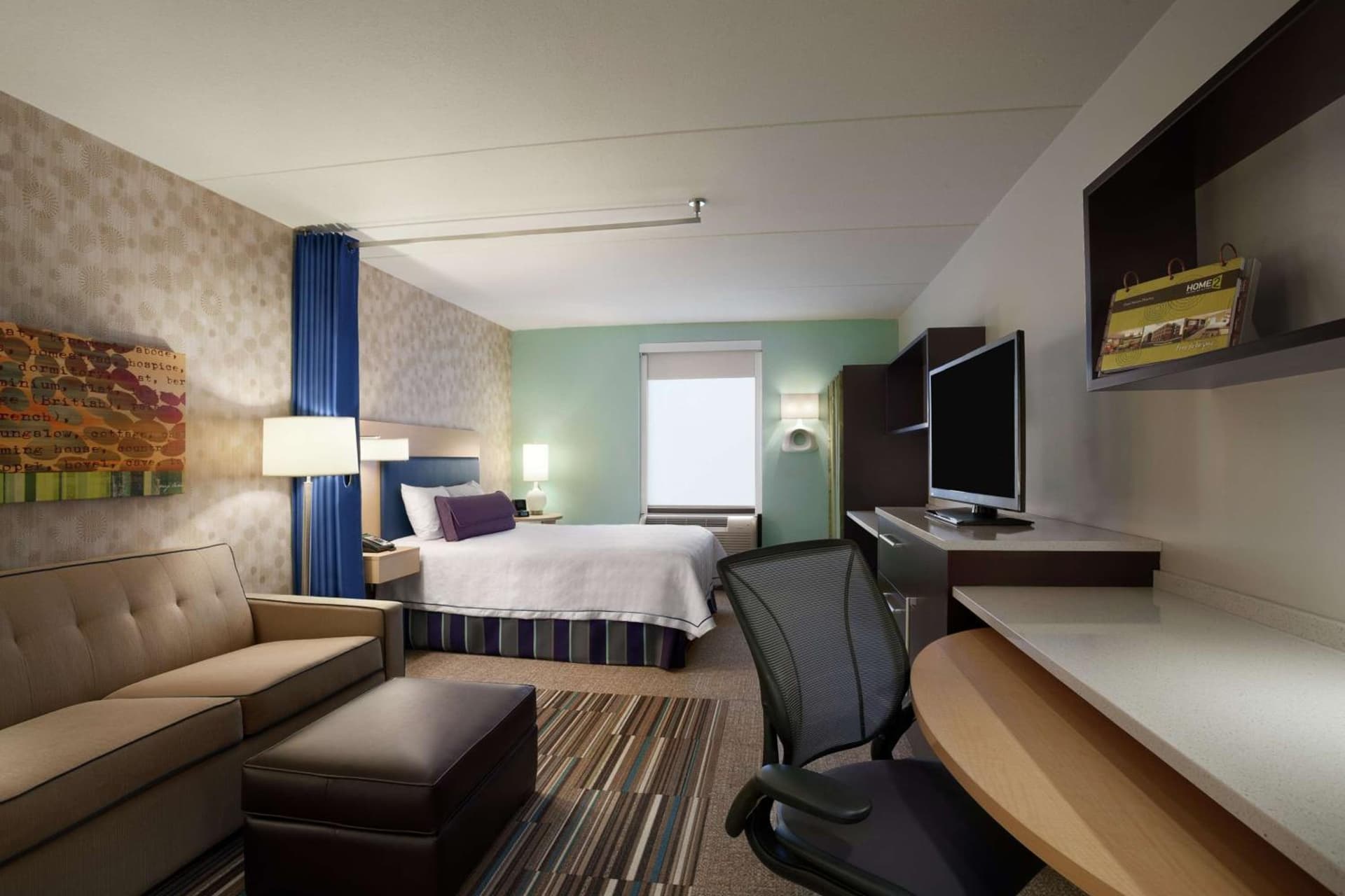 Home2 Suites by Hilton Philadelphia Convention Center gallery photo in Philadelphia, PA — image 7