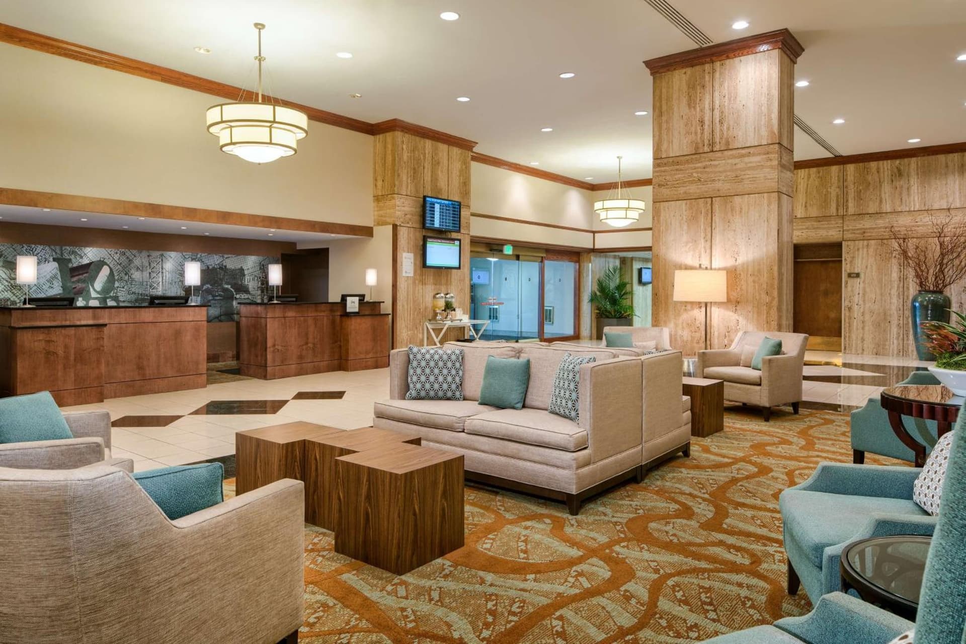 DoubleTree by Hilton Philadelphia Airport gallery photo in Philadelphia, PA — image 11