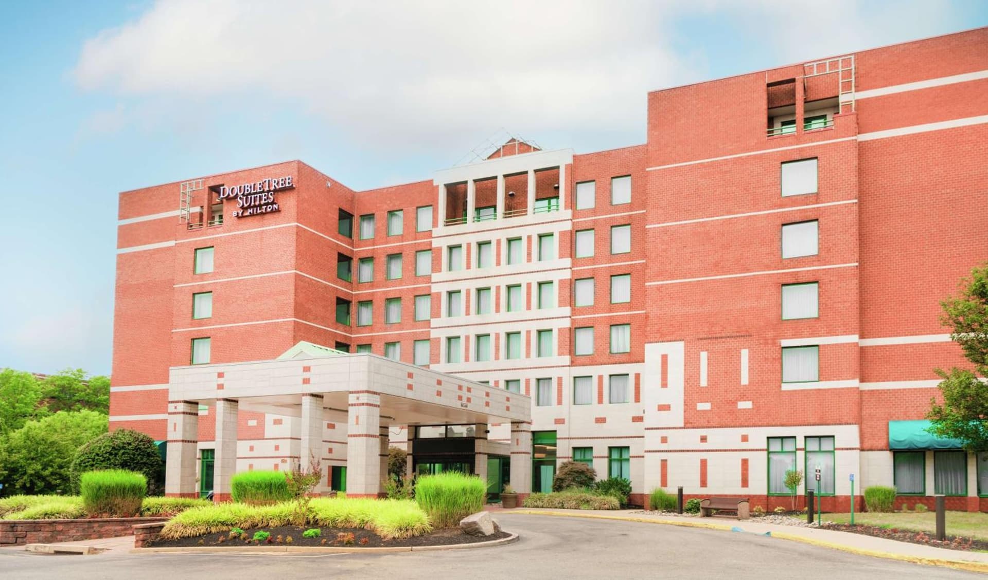 DoubleTree Suites by Hilton Hotel Philadelphia West gallery photo in Plymouth Meeting, PA — image 44