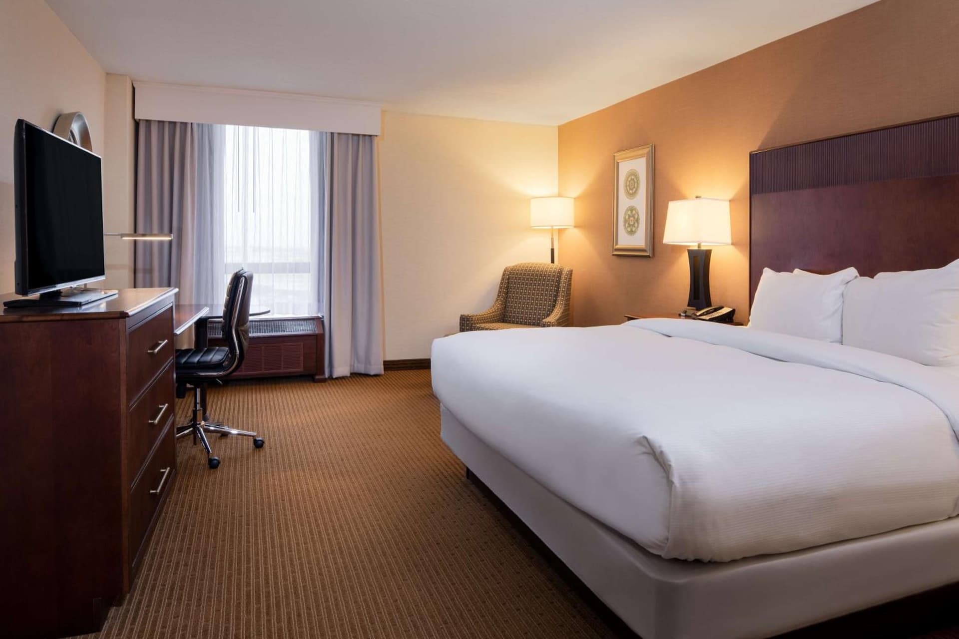 DoubleTree by Hilton Philadelphia Airport gallery photo in Philadelphia, PA — image 12