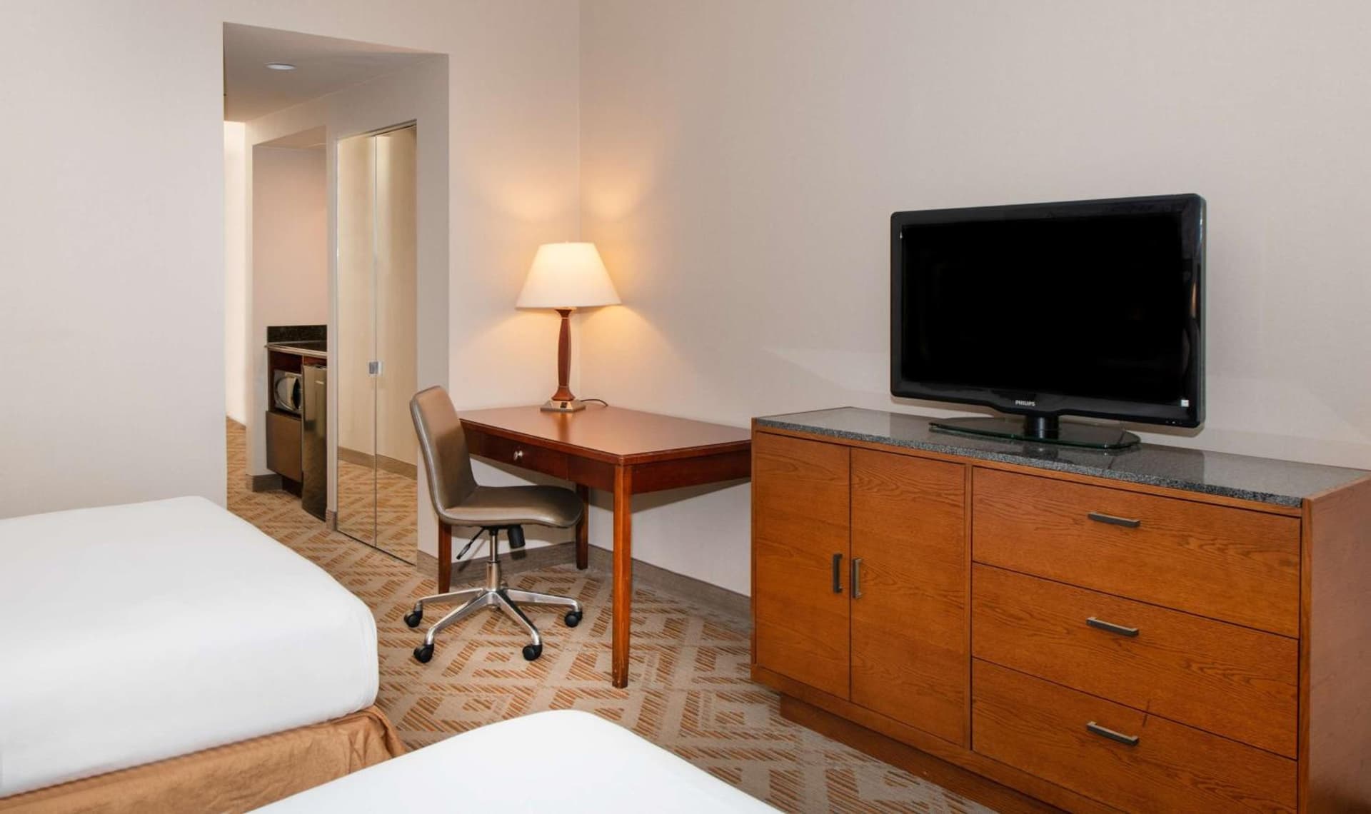 DoubleTree Suites by Hilton Hotel Philadelphia West gallery photo in Plymouth Meeting, PA — image 52