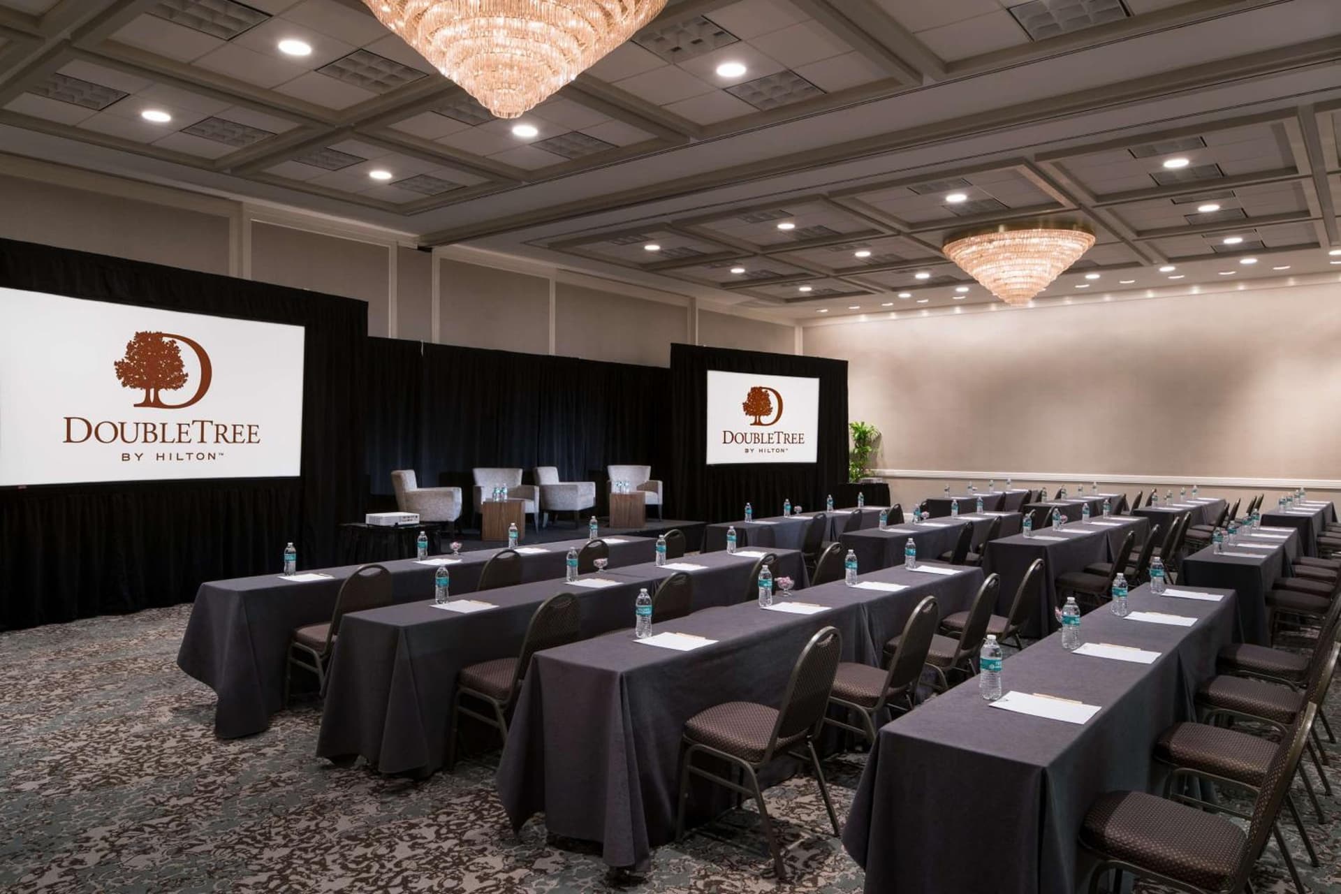 DoubleTree by Hilton Philadelphia Airport gallery photo in Philadelphia, PA — image 31