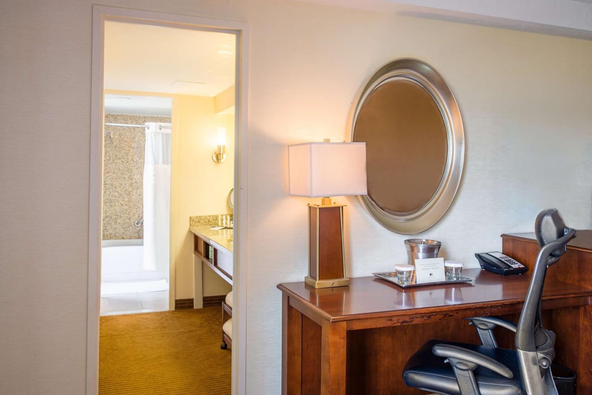 DoubleTree by Hilton Philadelphia Airport interior in Philadelphia, PA — gallery photo 2