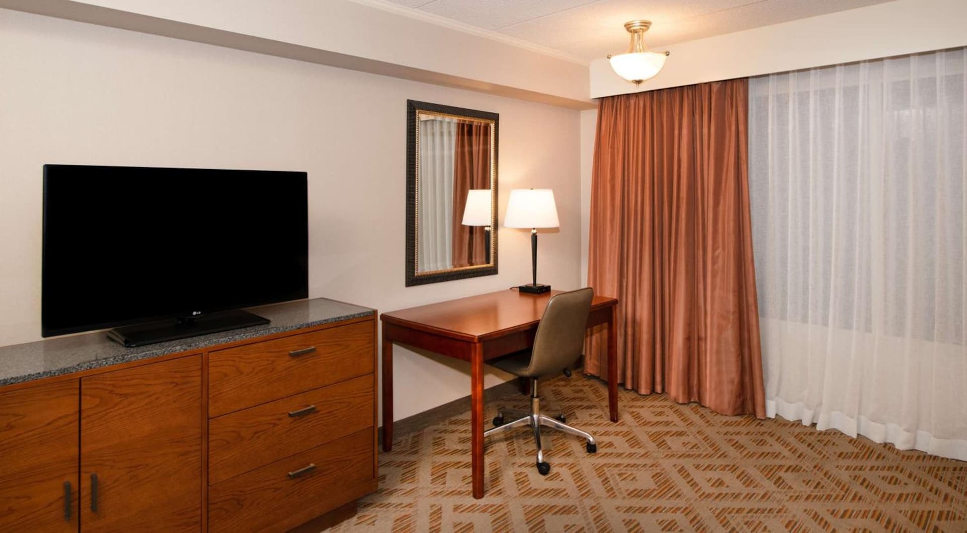 DoubleTree Suites by Hilton Hotel Philadelphia West gallery photo in Plymouth Meeting, PA — image 24