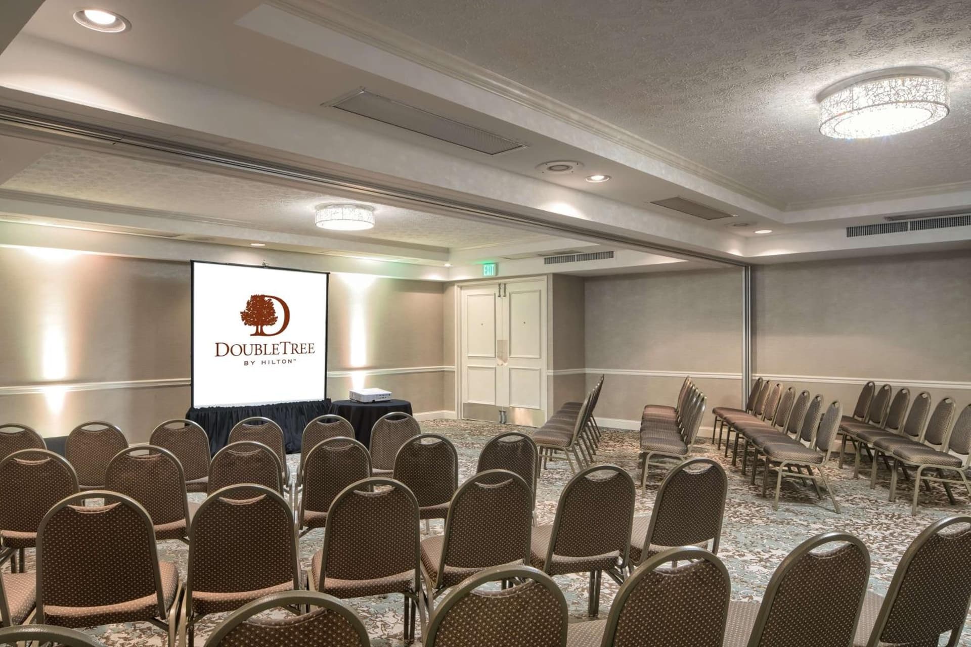 DoubleTree by Hilton Philadelphia Airport gallery photo in Philadelphia, PA — image 6