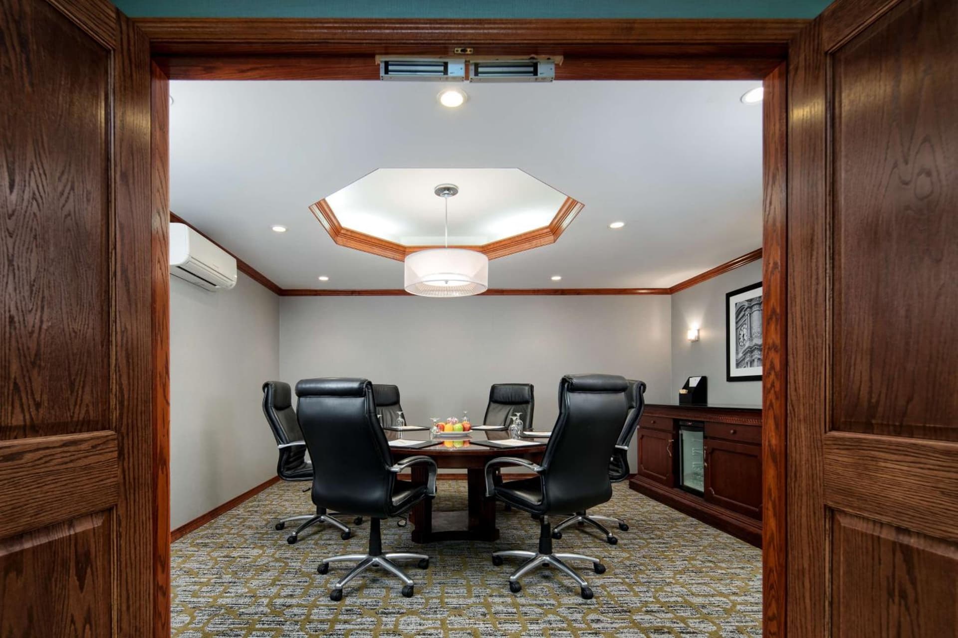 DoubleTree by Hilton Philadelphia Airport gallery photo in Philadelphia, PA — image 26