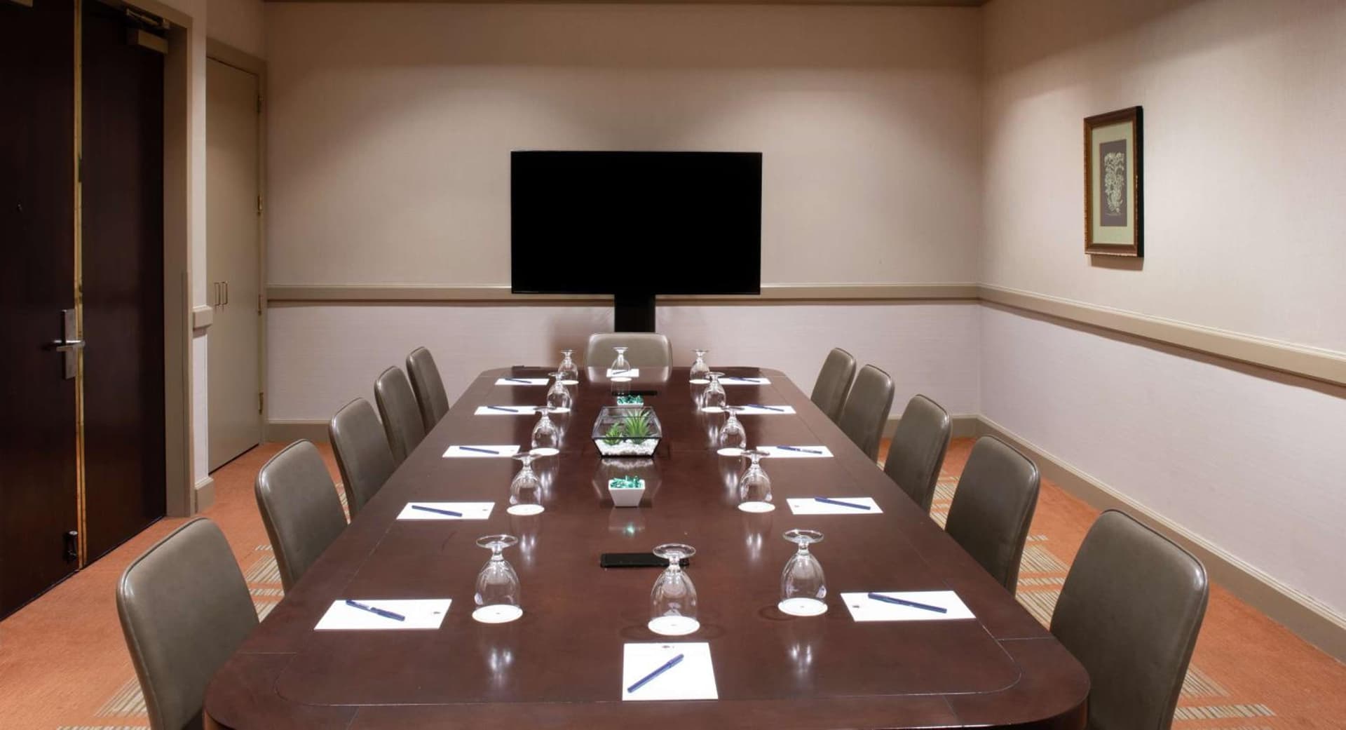 DoubleTree Suites by Hilton Hotel Philadelphia West gallery photo in Plymouth Meeting, PA — image 47