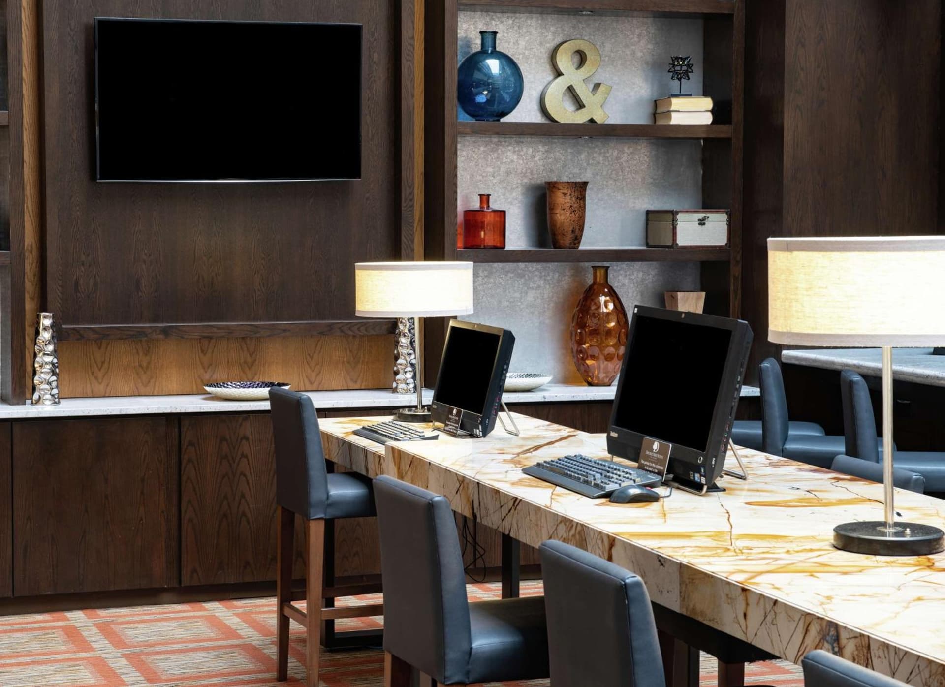 DoubleTree Suites by Hilton Hotel Philadelphia West gallery photo in Plymouth Meeting, PA — image 58