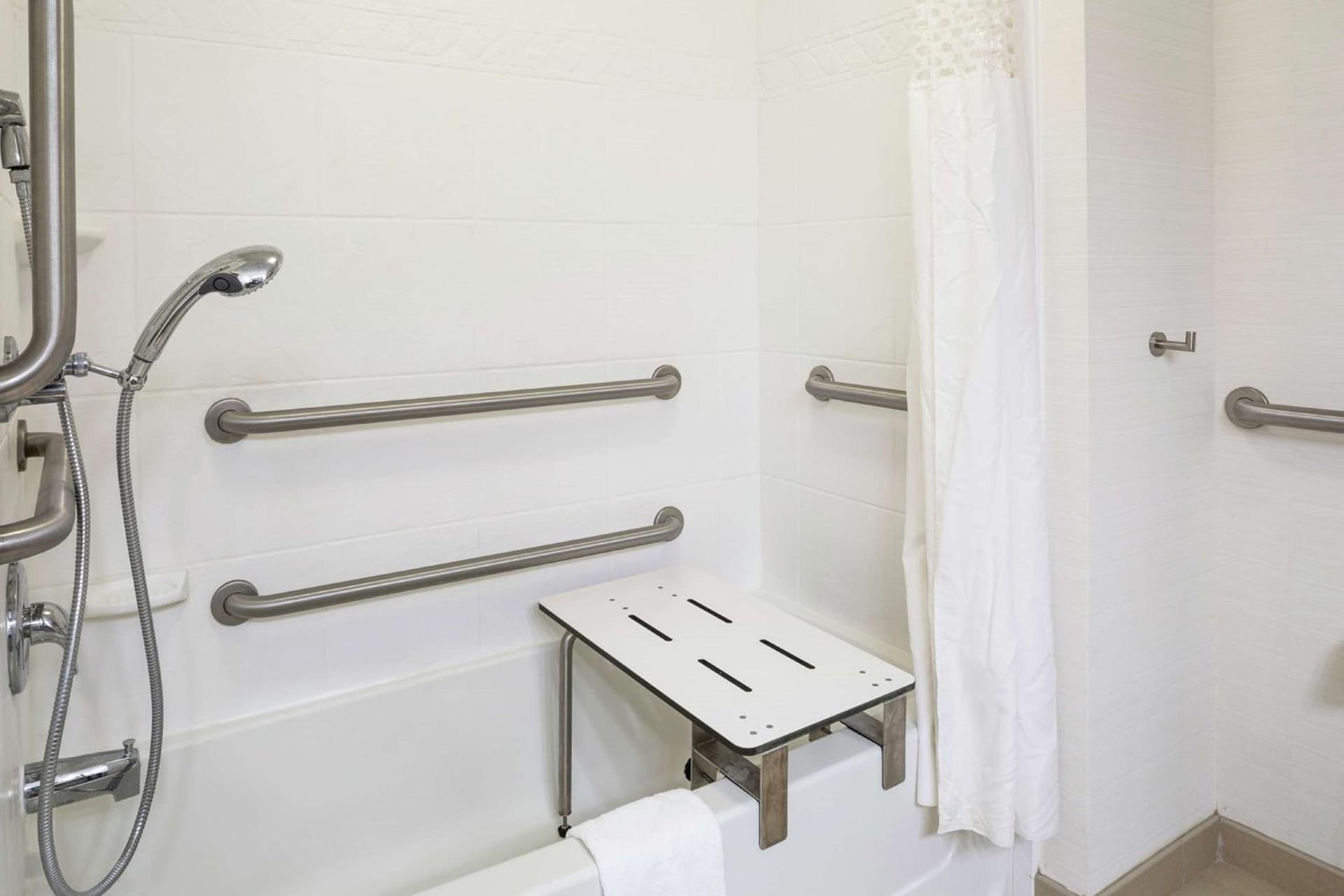 Hampton Inn Limerick gallery photo in Limerick, PA — image 12