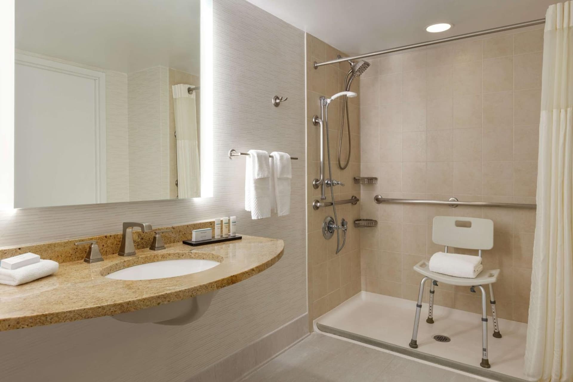 Embassy Suites by Hilton Philadelphia Valley Forge gallery photo in Wayne, PA — image 31