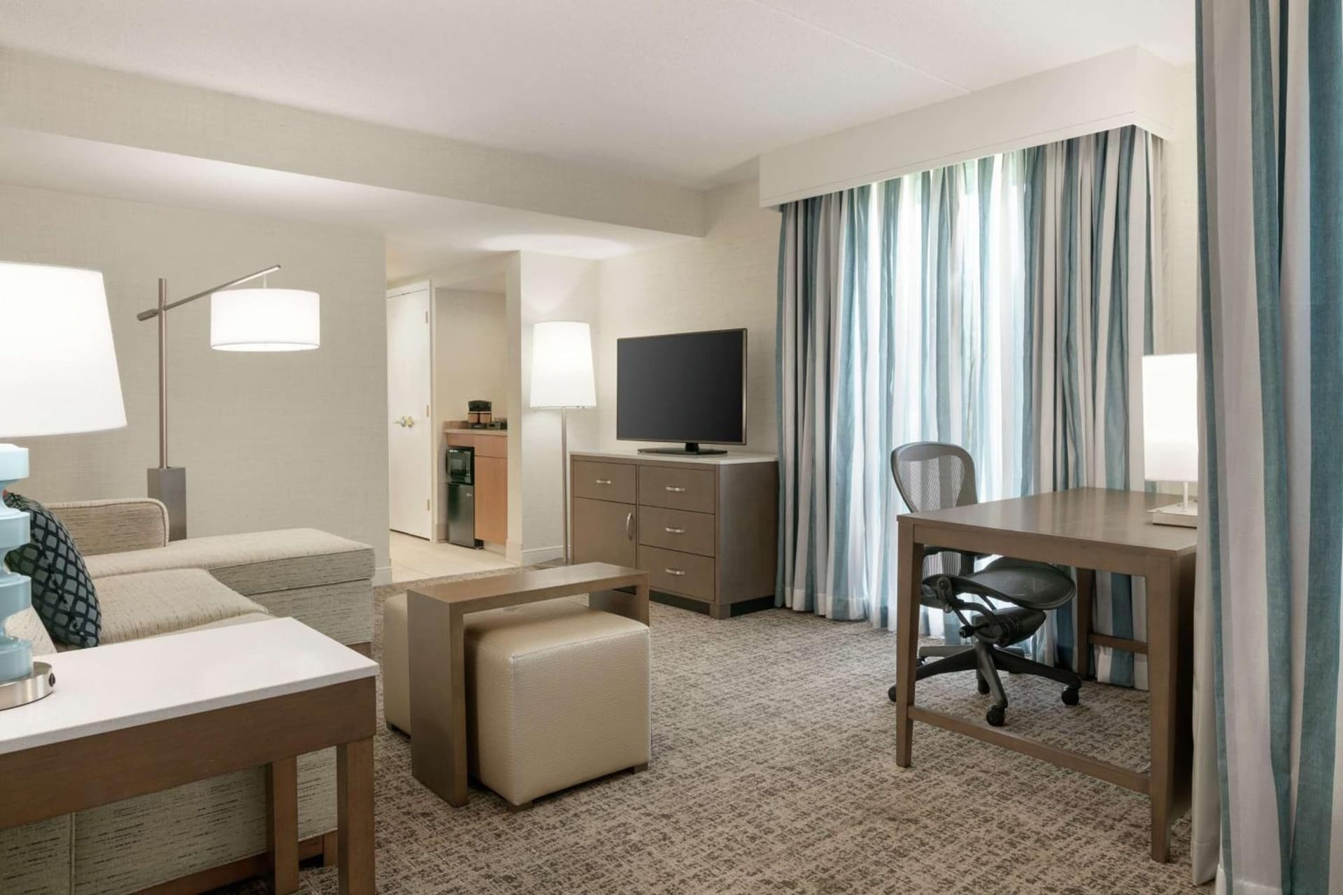 Embassy Suites by Hilton Philadelphia Valley Forge gallery photo in Wayne, PA — image 4