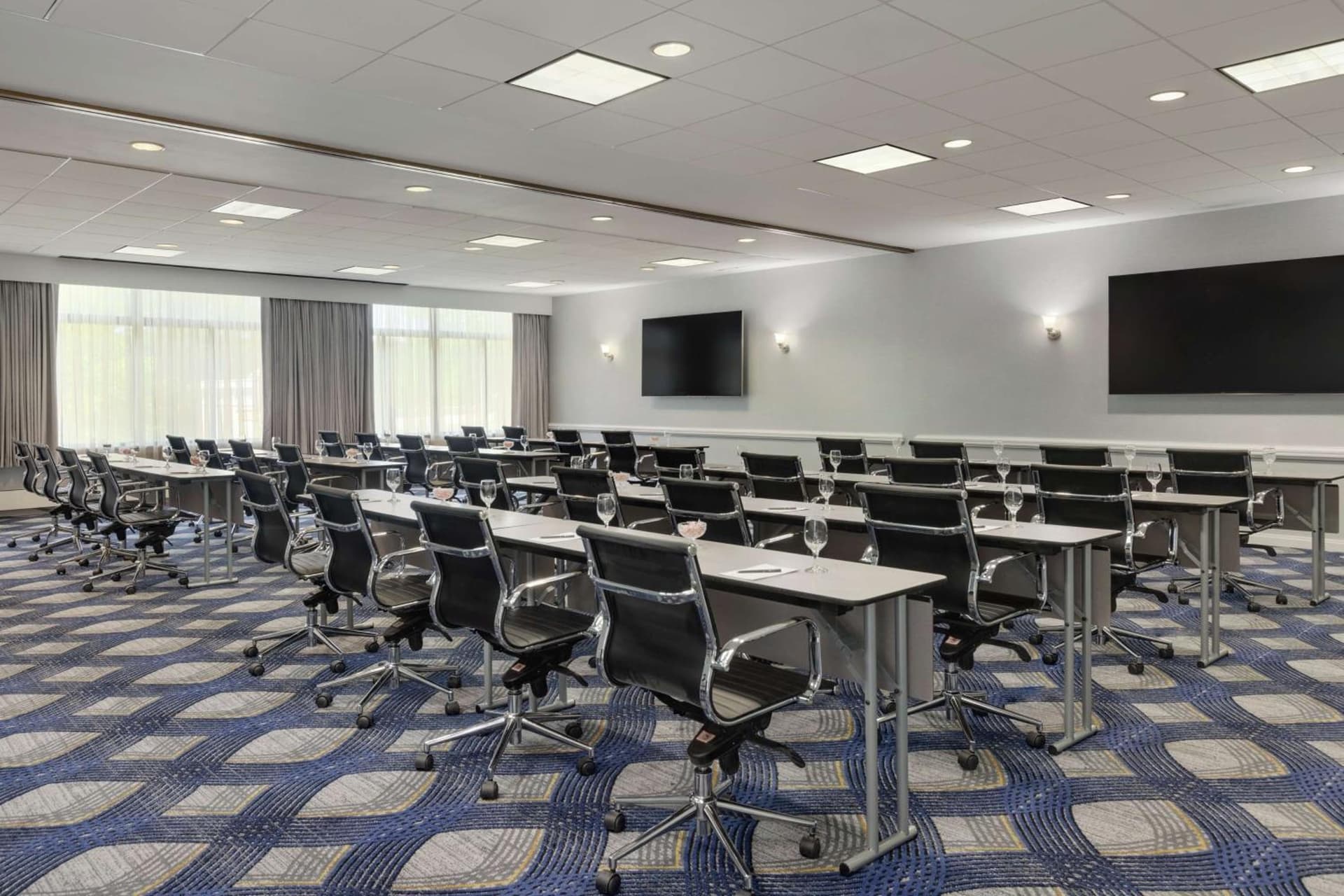 Embassy Suites by Hilton Philadelphia Valley Forge gallery photo in Wayne, PA — image 11