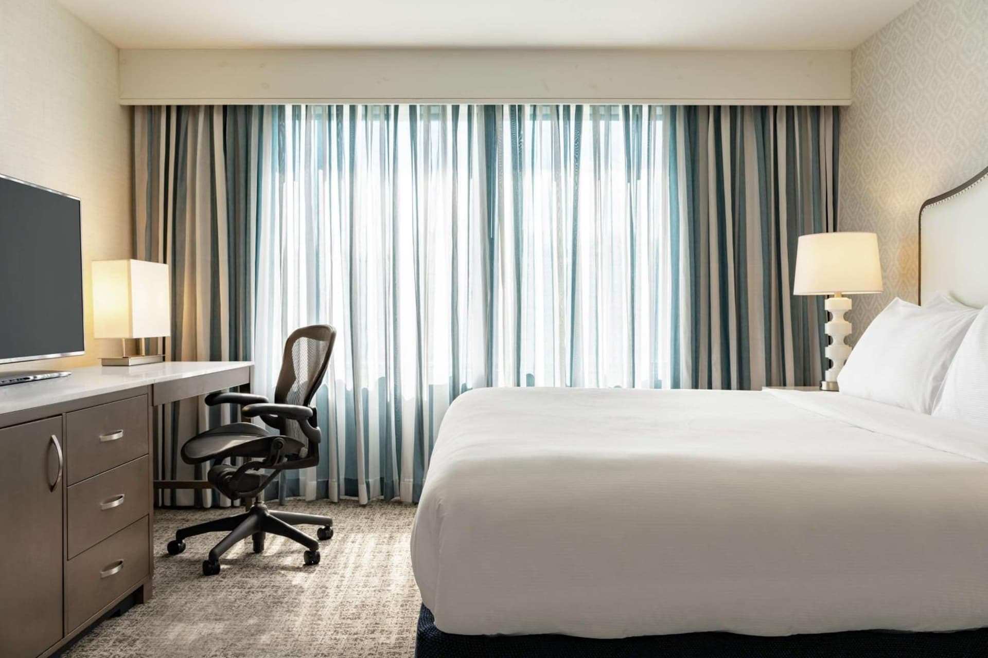 Embassy Suites by Hilton Philadelphia Valley Forge gallery photo in Wayne, PA — image 41