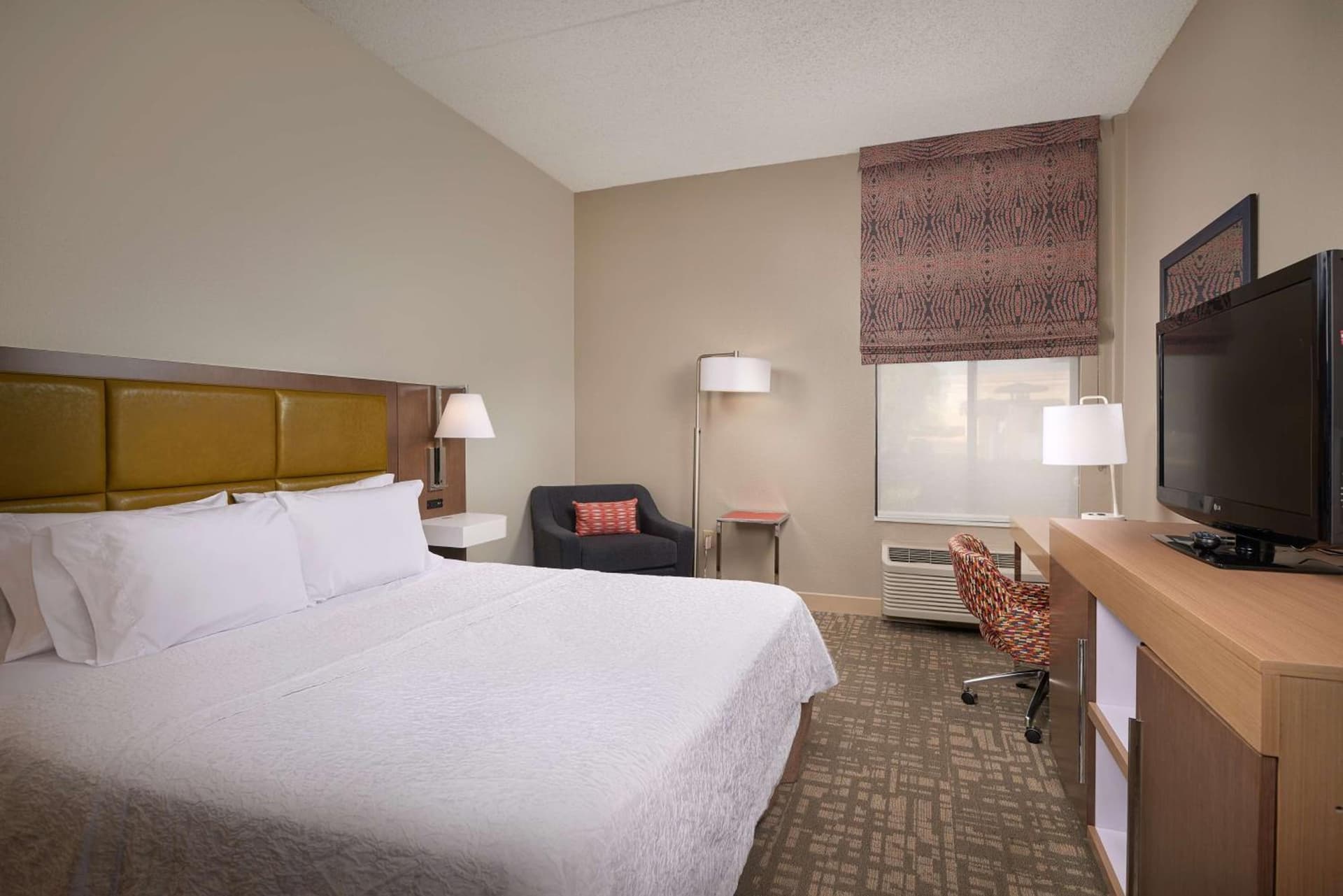 Hampton Inn Phoenix/Anthem interior in Anthem, AZ — gallery photo 2
