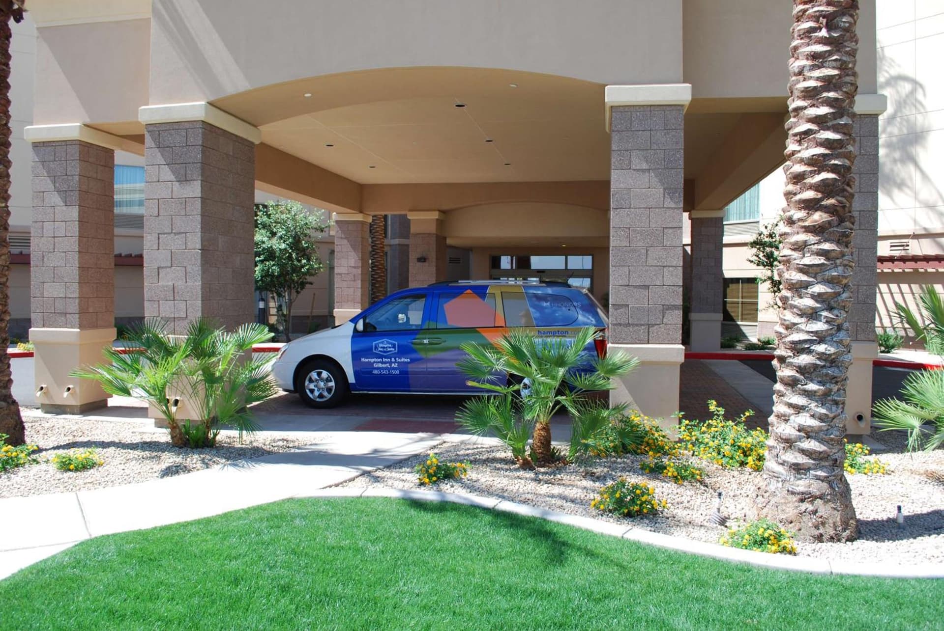 Hampton Inn & Suites Phoenix/Gilbert property views in Gilbert, AZ — gallery photo 3