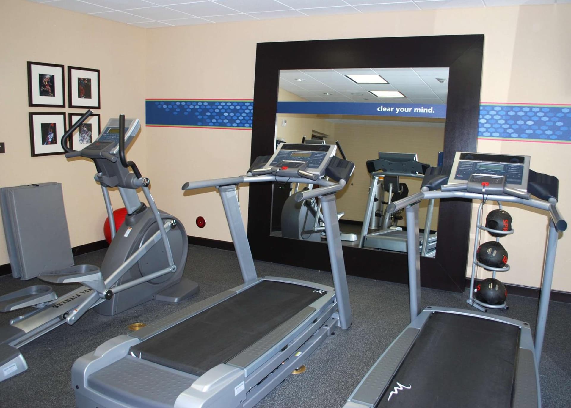 Hampton Inn & Suites Phoenix/Gilbert gallery photo in Gilbert, AZ — image 21
