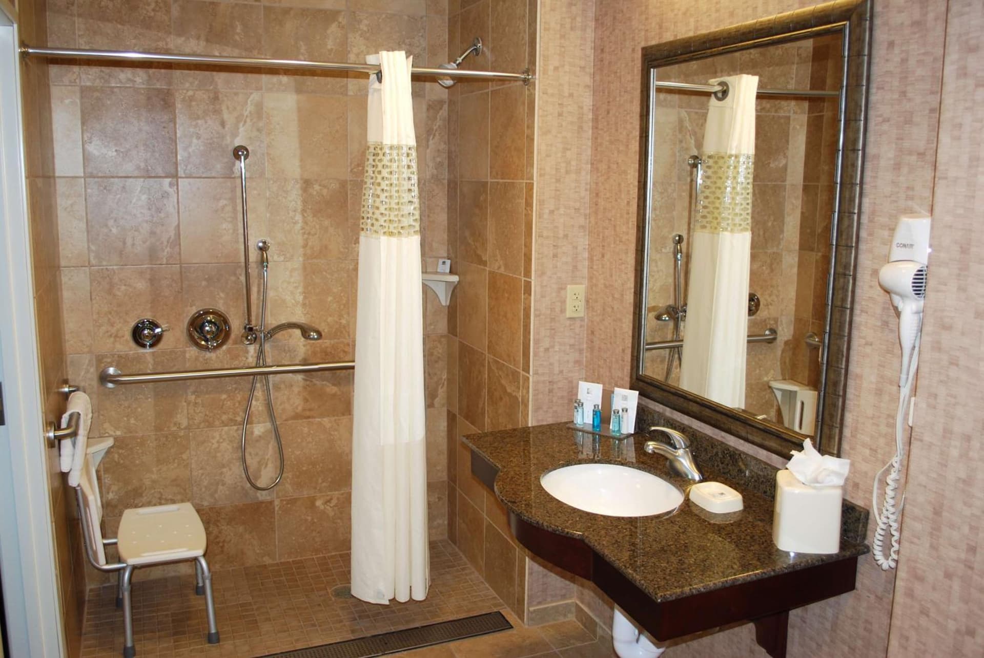 Hampton Inn & Suites Phoenix/Gilbert gallery photo in Gilbert, AZ — image 73