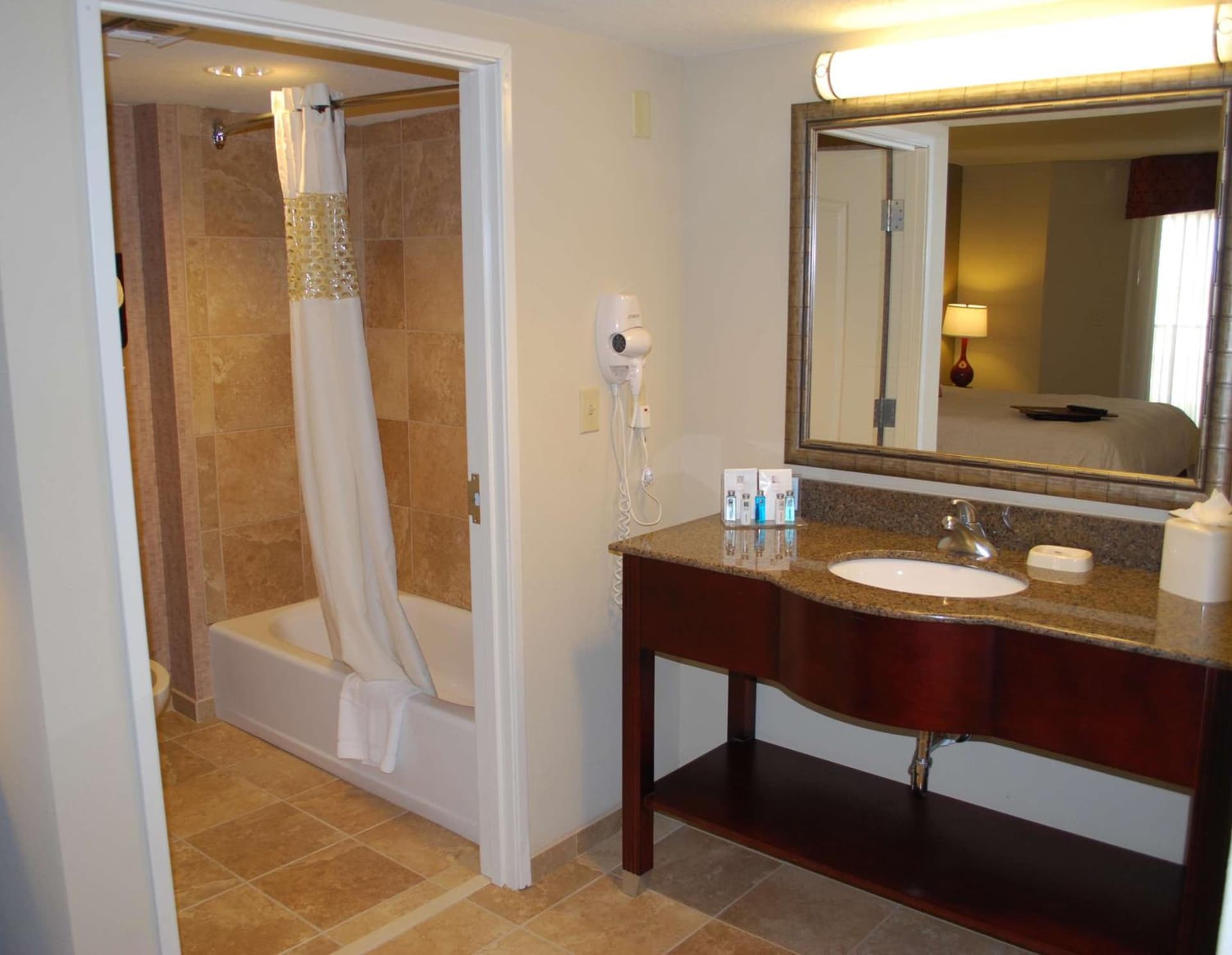 Hampton Inn & Suites Phoenix/Gilbert gallery photo in Gilbert, AZ — image 14