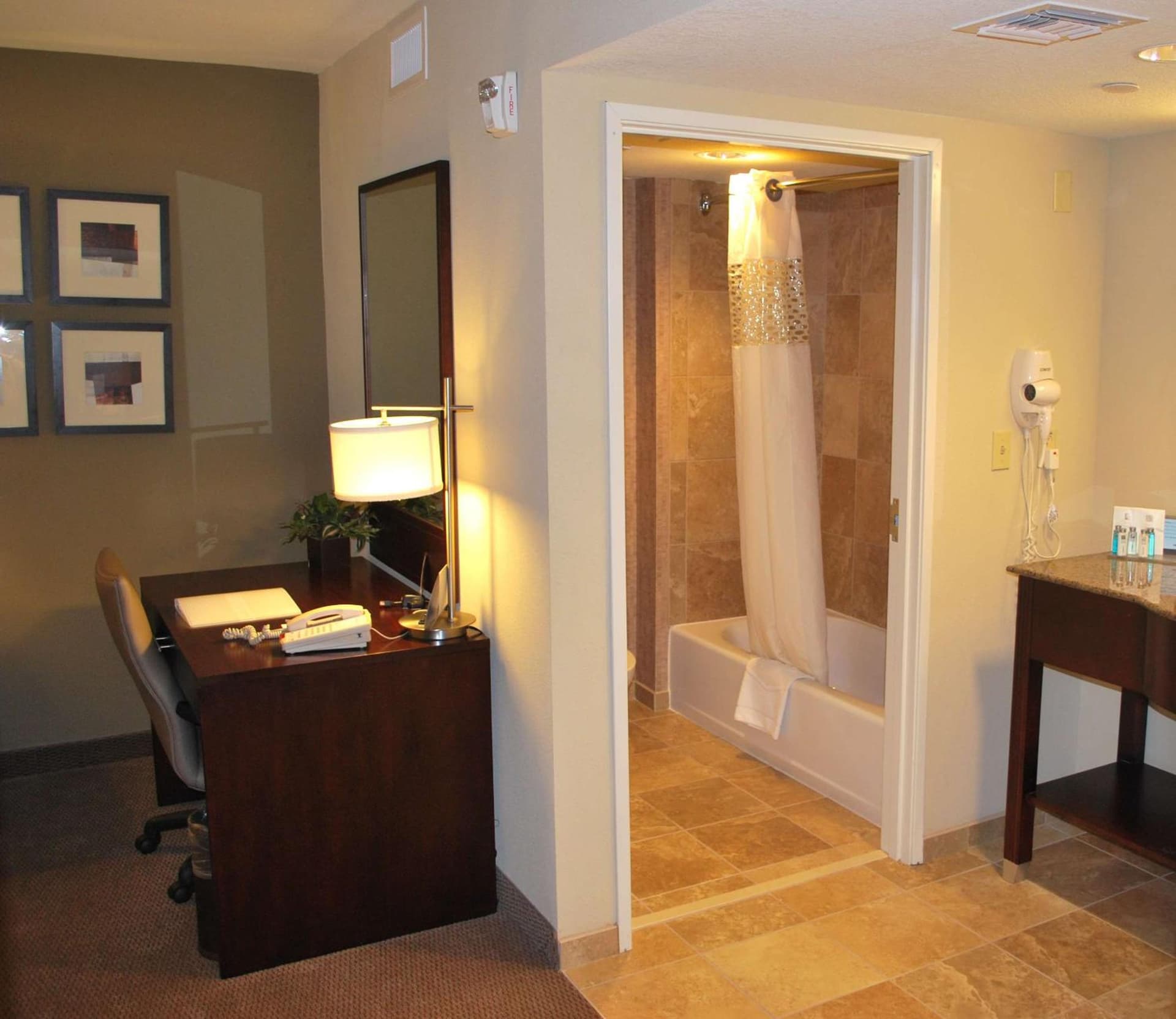 Hampton Inn & Suites Phoenix/Gilbert gallery photo in Gilbert, AZ — image 6