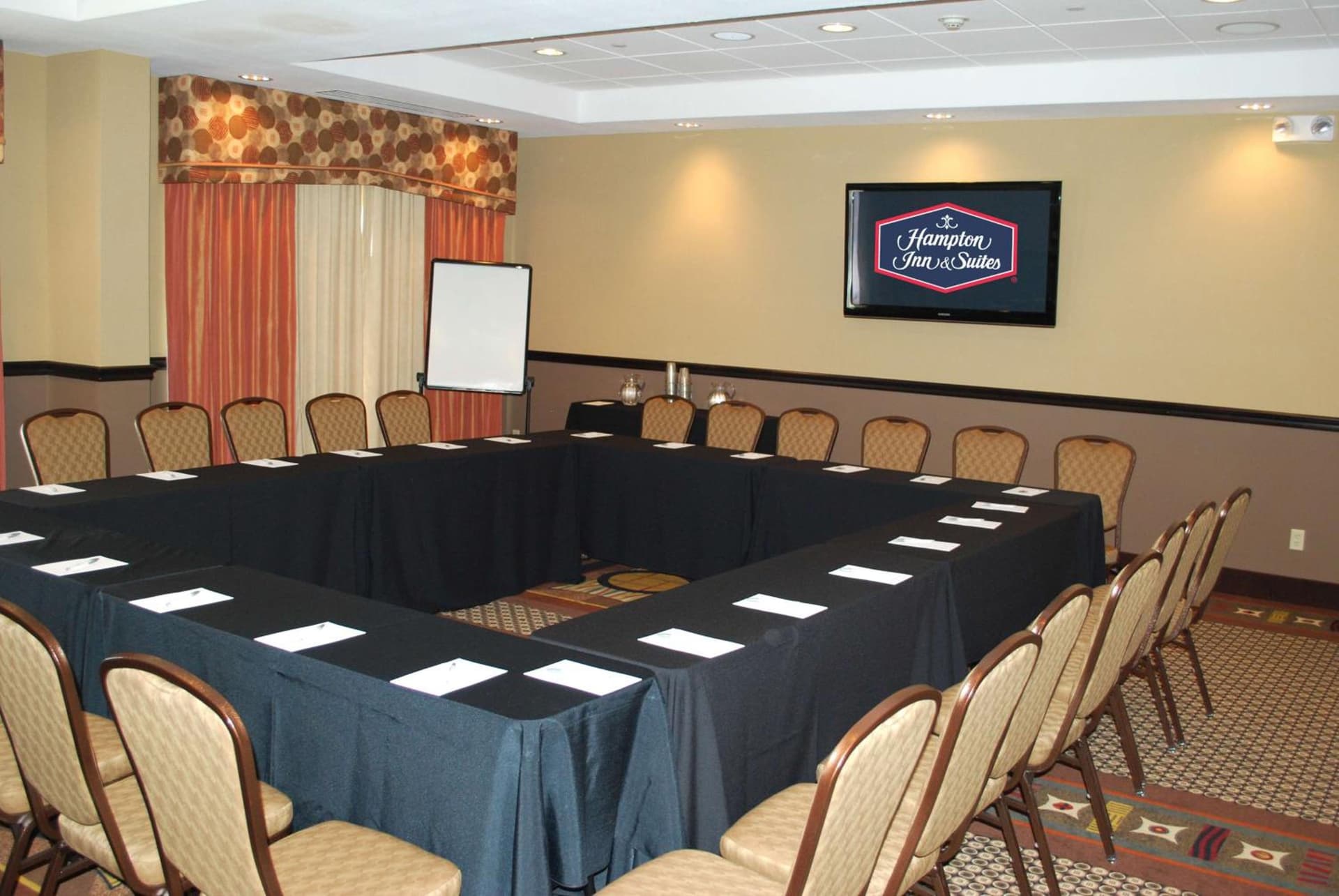 Hampton Inn & Suites Phoenix/Gilbert gallery photo in Gilbert, AZ — image 16