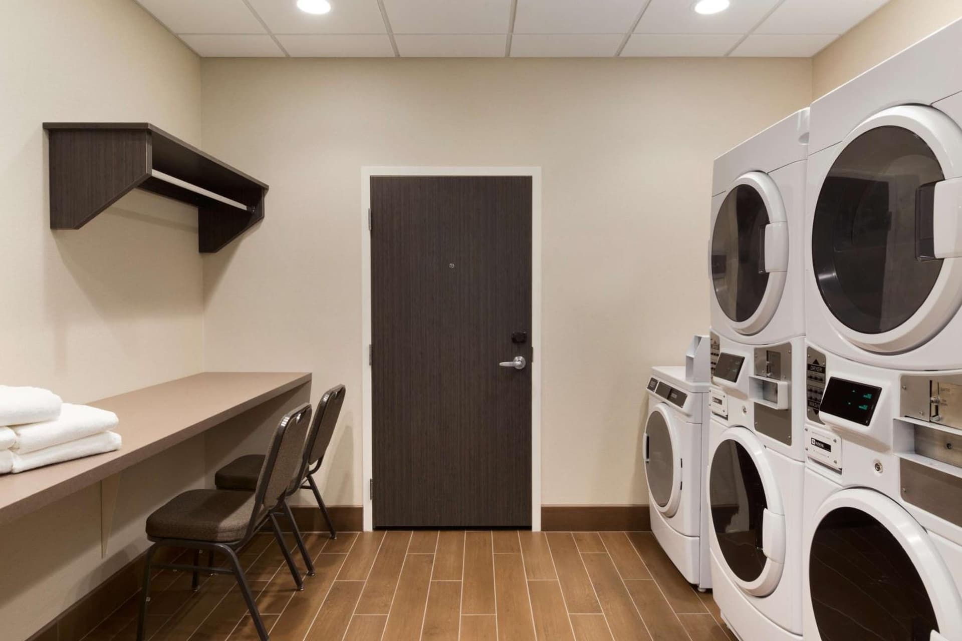 Home2 Suites By Hilton Glendale Westgate interior in Glendale, AZ — gallery photo 2