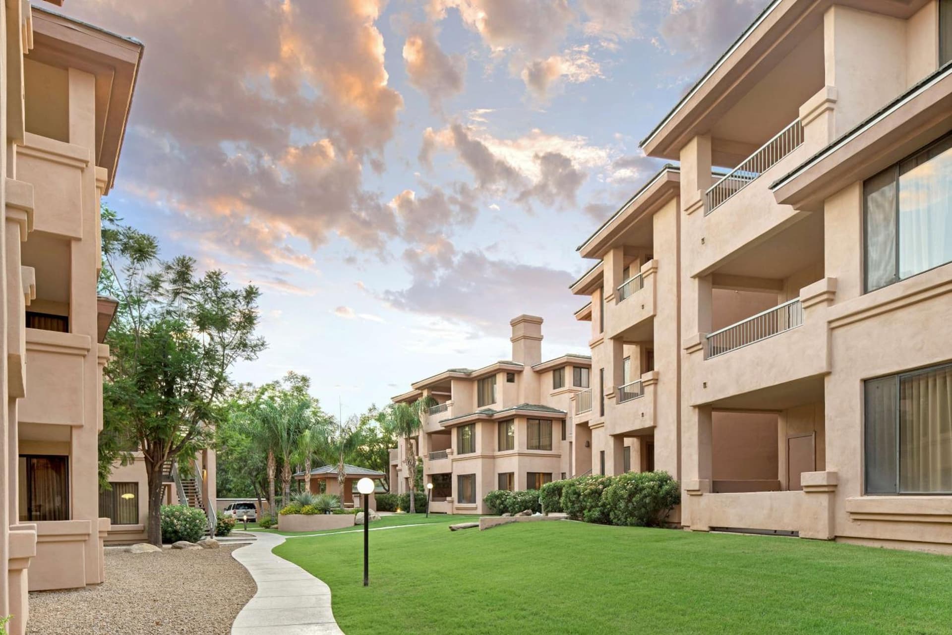 Hilton Vacation Club Scottsdale Links Resort gallery photo in Scottsdale, AZ — image 45
