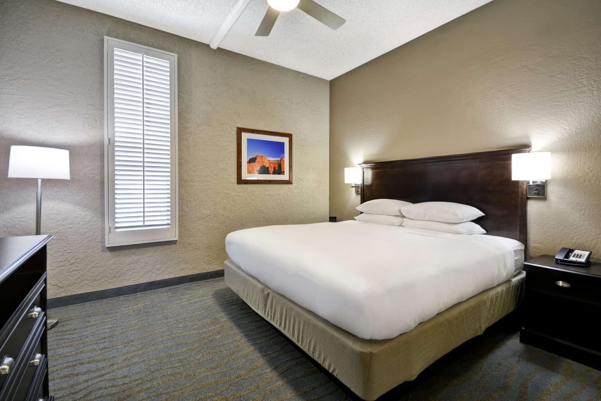 DoubleTree by Hilton Phoenix North gallery photo in Phoenix, AZ — image 6