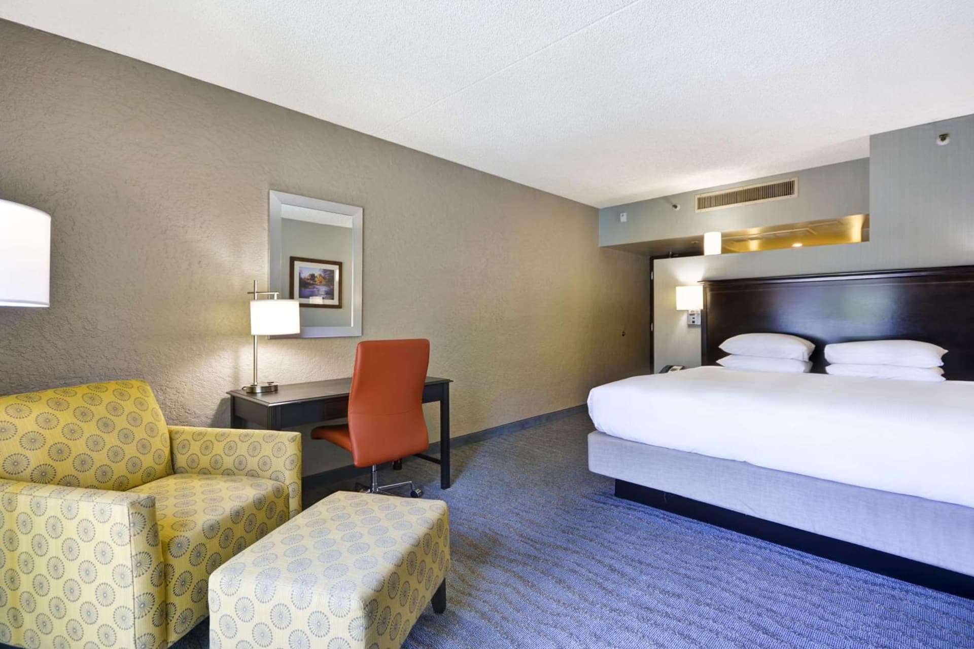 DoubleTree by Hilton Phoenix North gallery photo in Phoenix, AZ — image 35