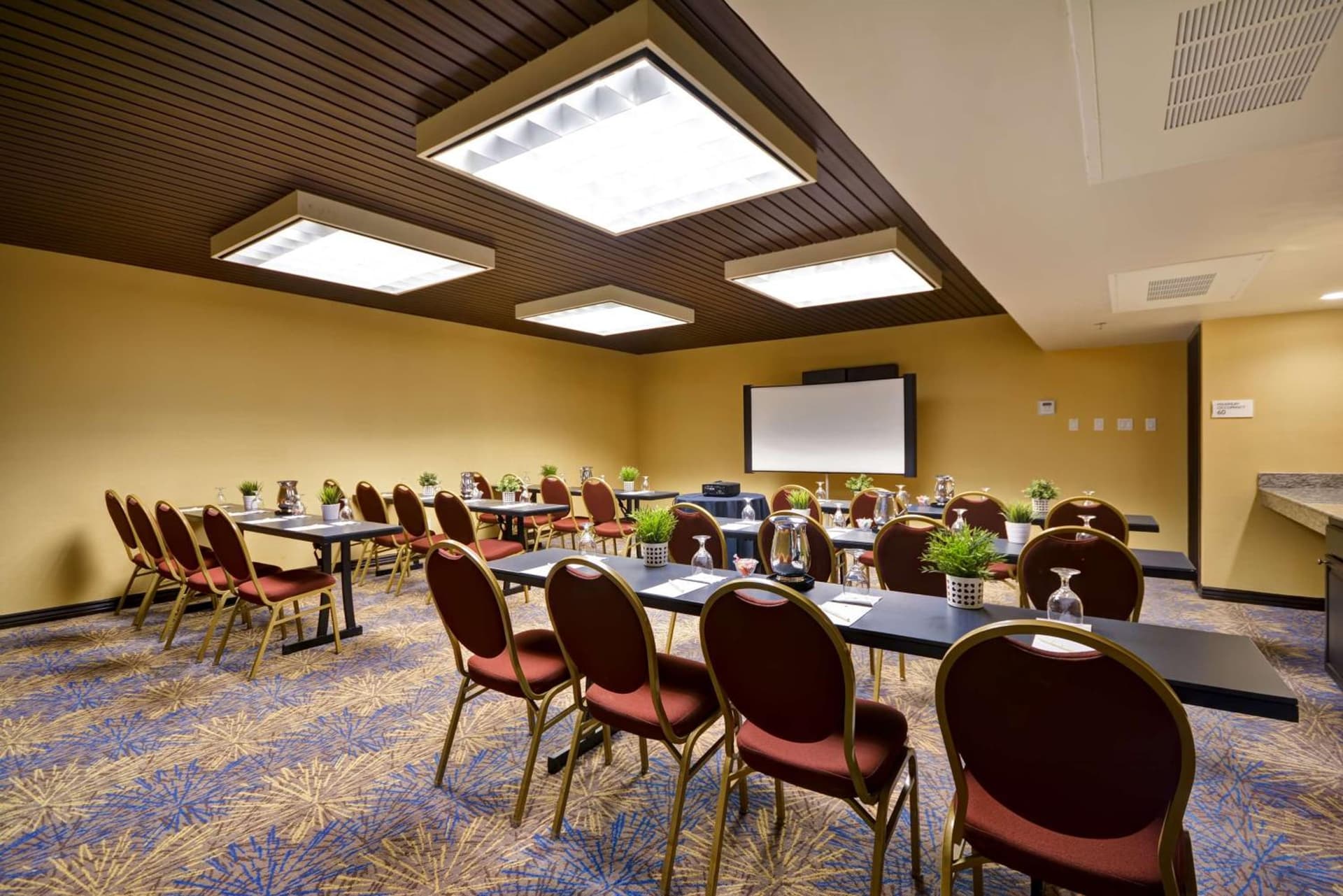 DoubleTree by Hilton Phoenix North gallery photo in Phoenix, AZ — image 50