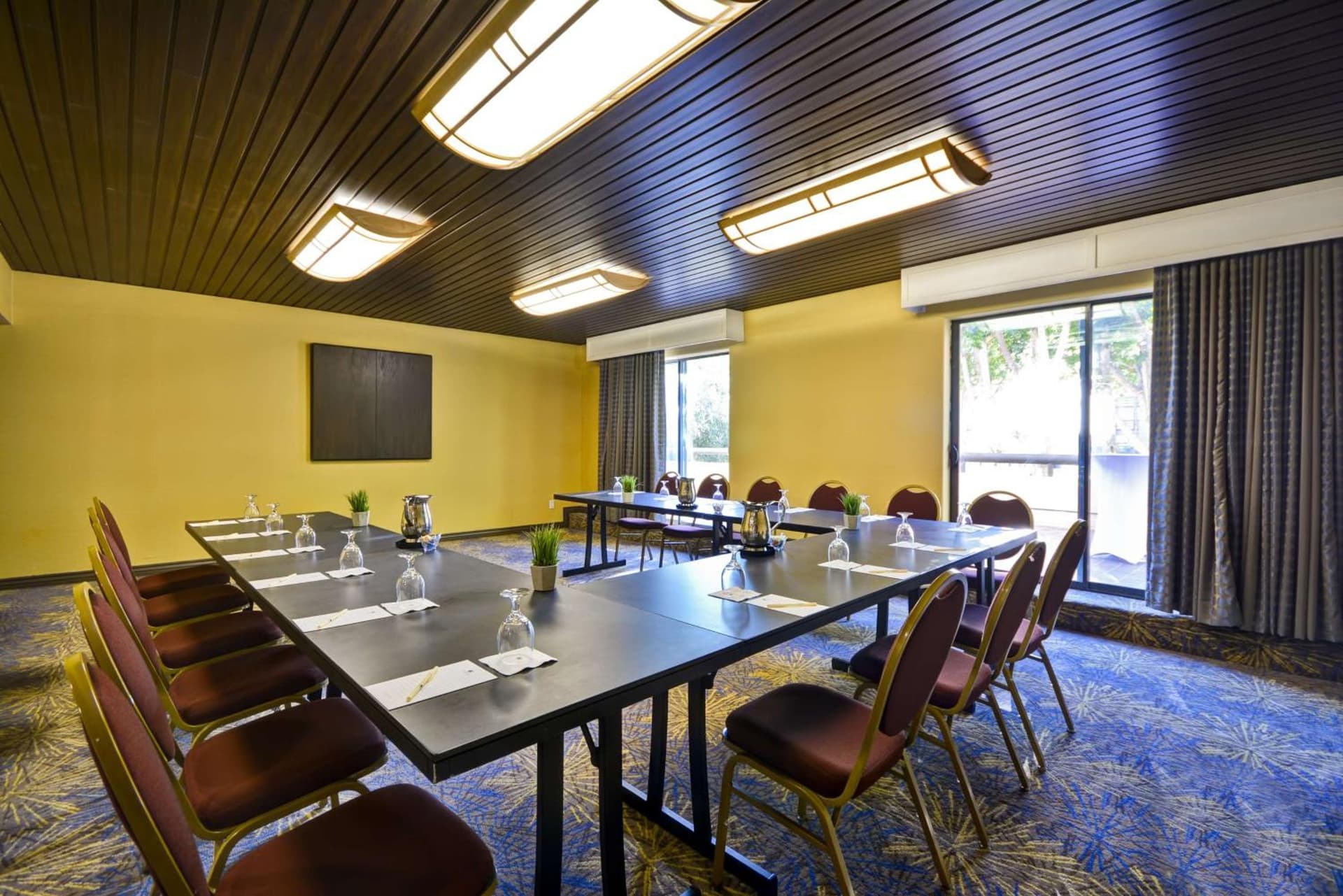 DoubleTree by Hilton Phoenix North gallery photo in Phoenix, AZ — image 47