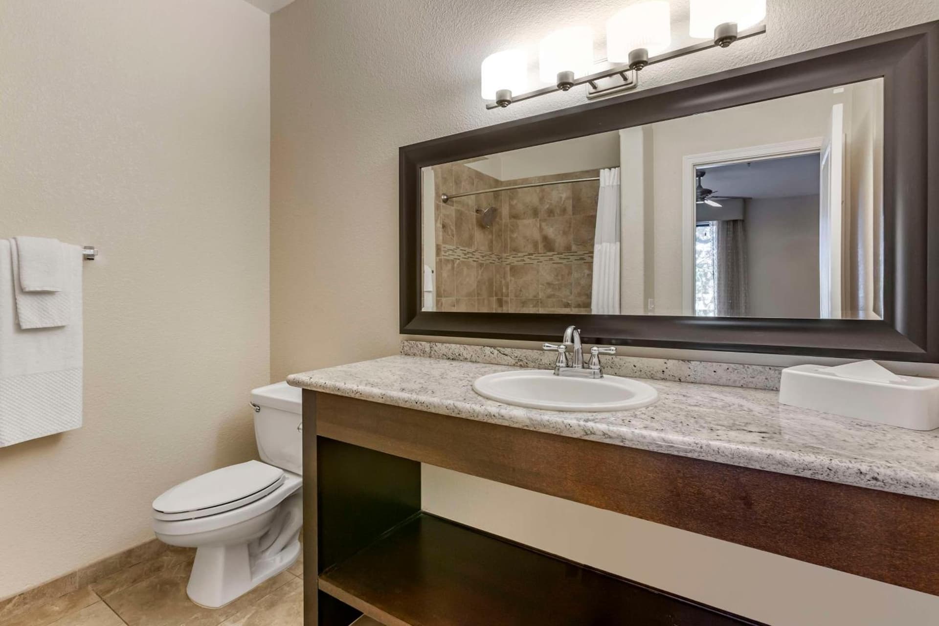 Hilton Vacation Club Scottsdale Links Resort gallery photo in Scottsdale, AZ — image 11