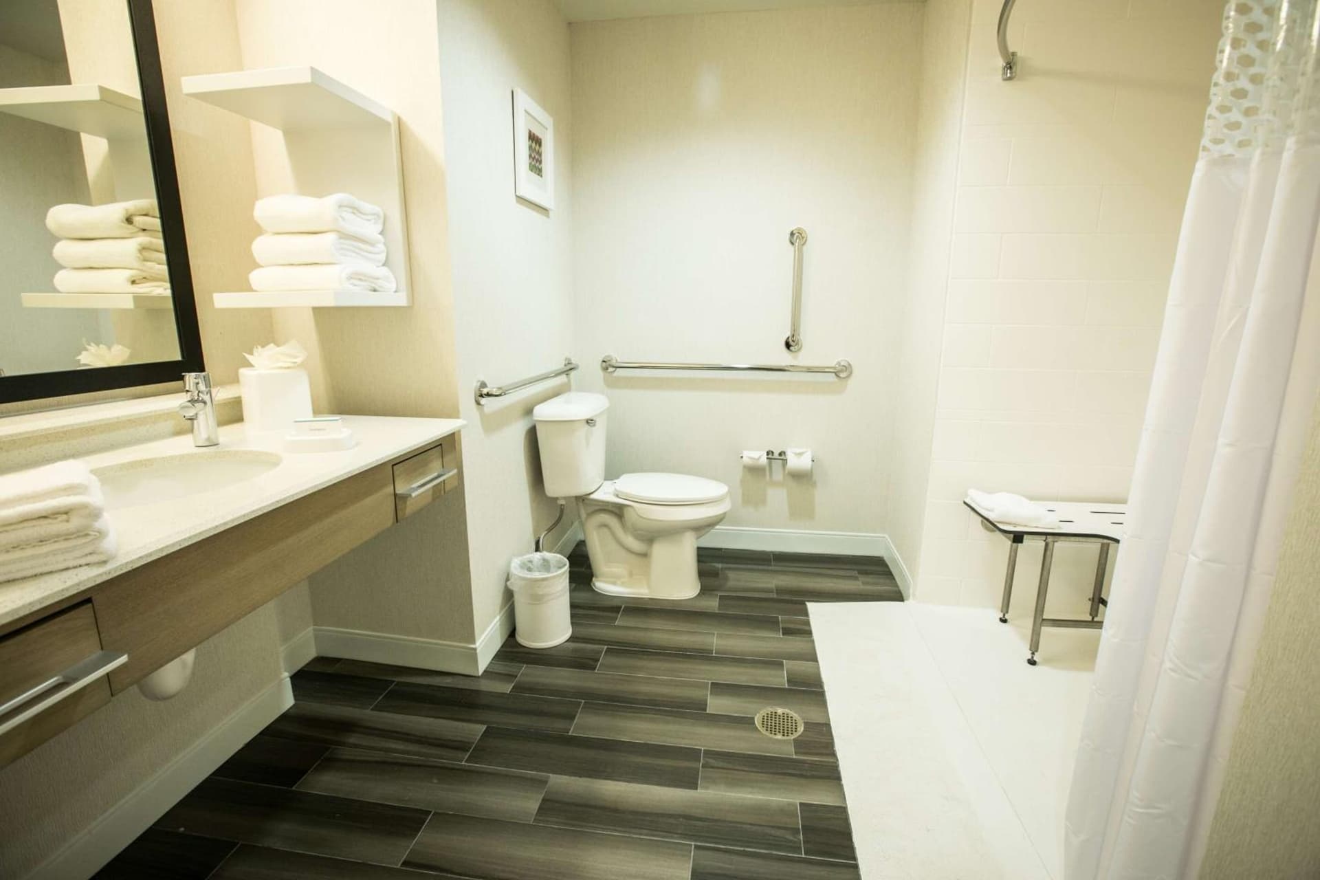 Hampton Inn & Suites Tempe/Phoenix Airport, Az gallery photo in Tempe, AZ — image 19
