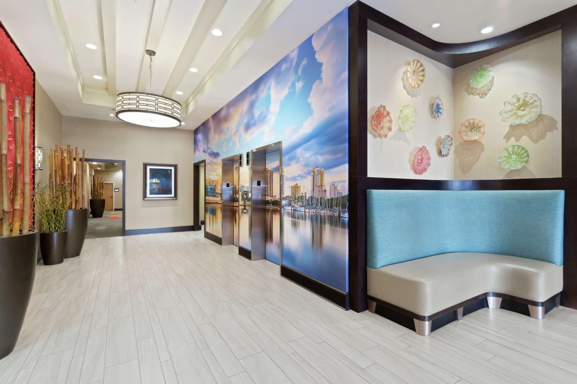 Hampton Inn & Suites St. Petersburg/Downtown gallery photo in St Petersburg, FL — image 12