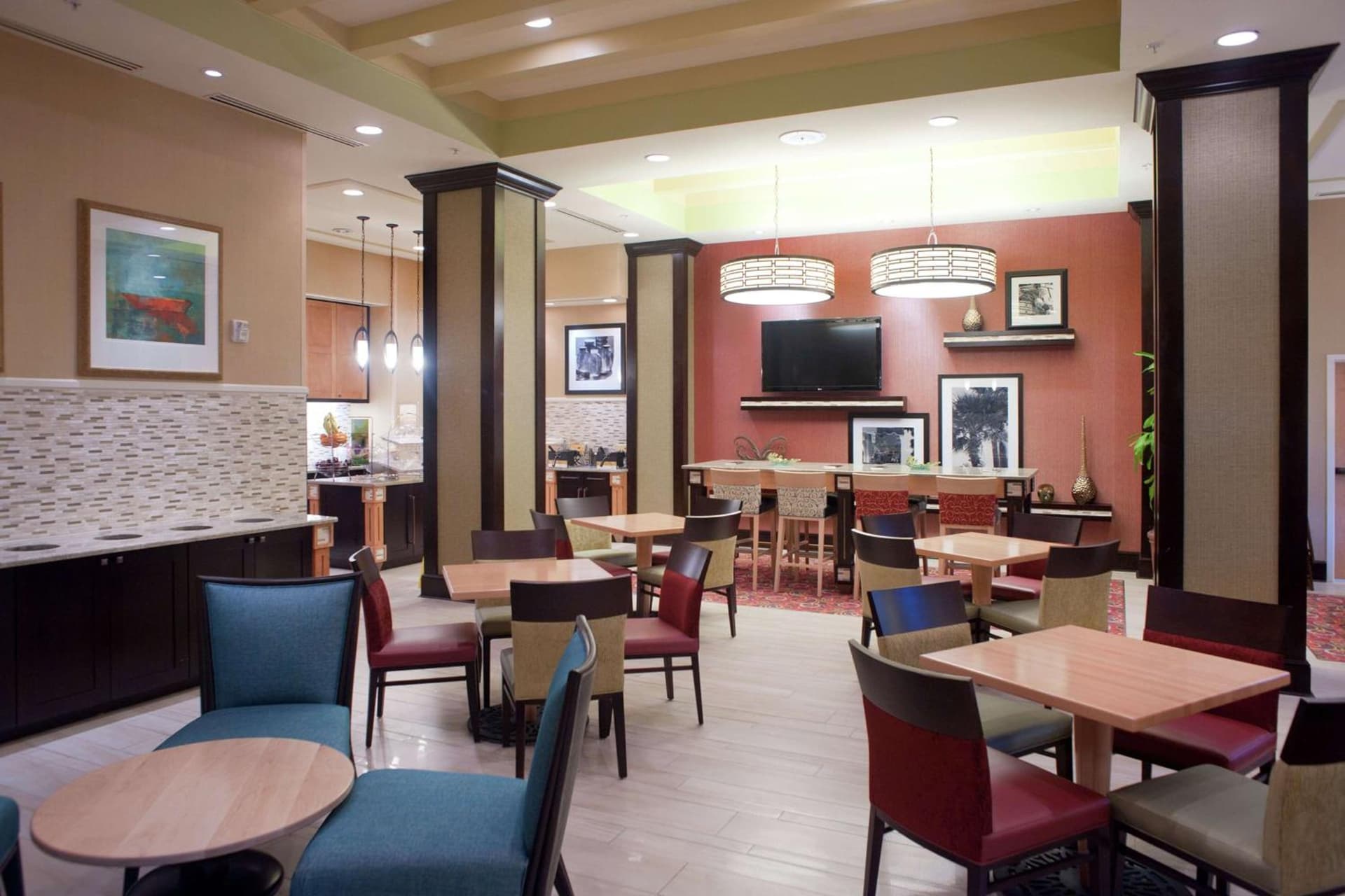 Hampton Inn & Suites St. Petersburg/Downtown gallery photo in St Petersburg, FL — image 16