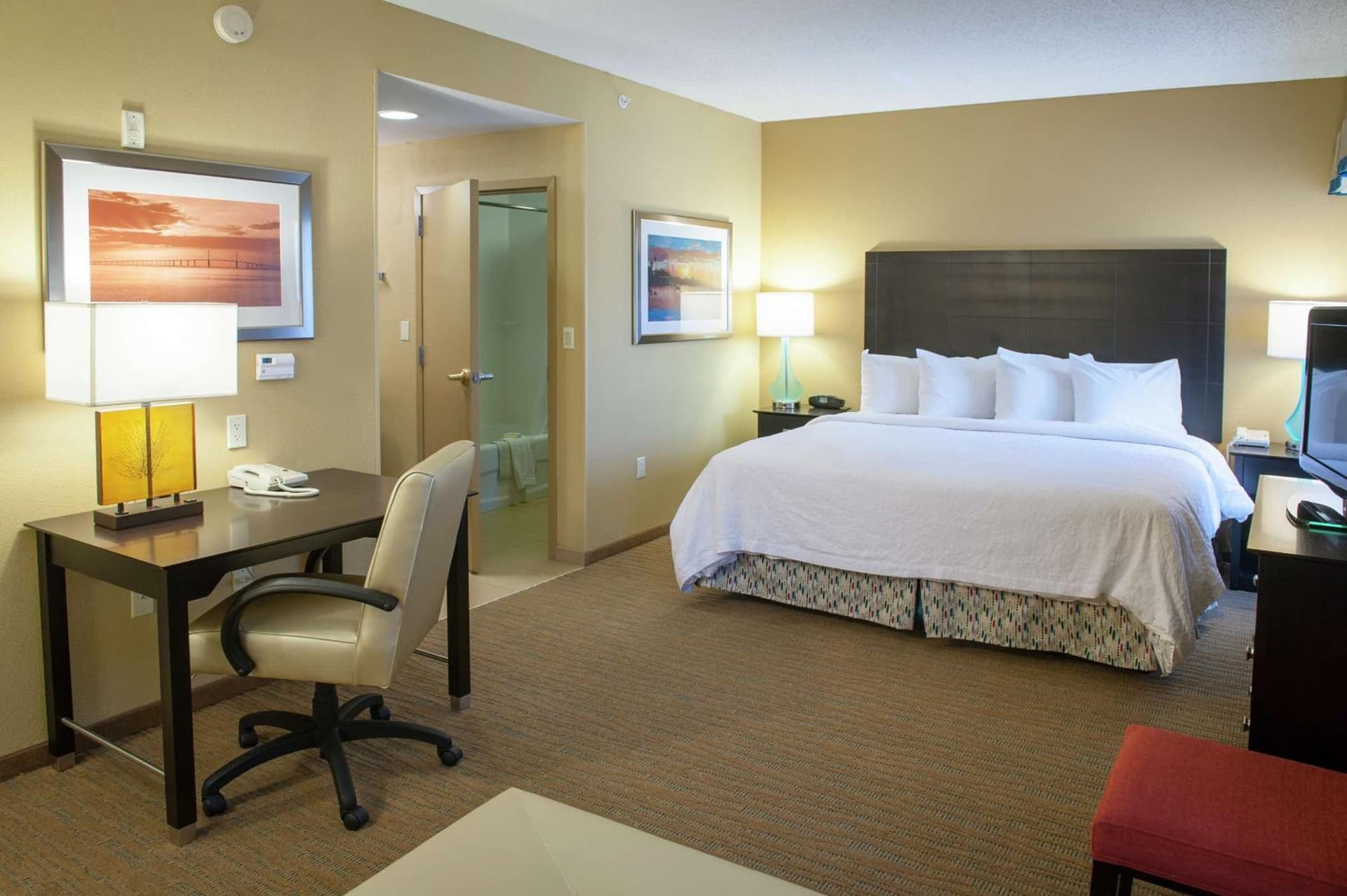 Hampton Inn & Suites St. Petersburg/Downtown gallery photo in St Petersburg, FL — image 25