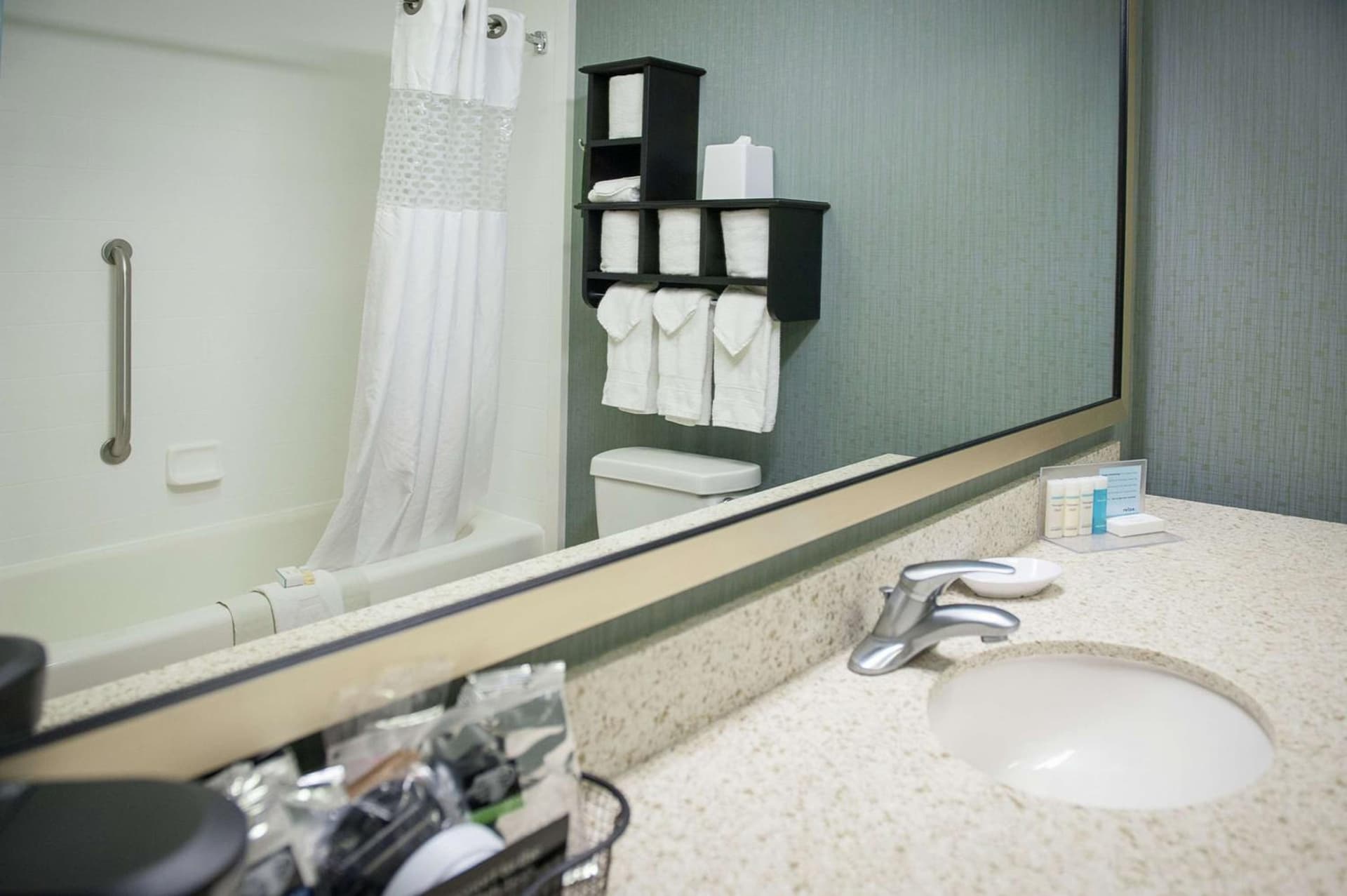 Hampton Inn & Suites St. Petersburg/Downtown gallery photo in St Petersburg, FL — image 10