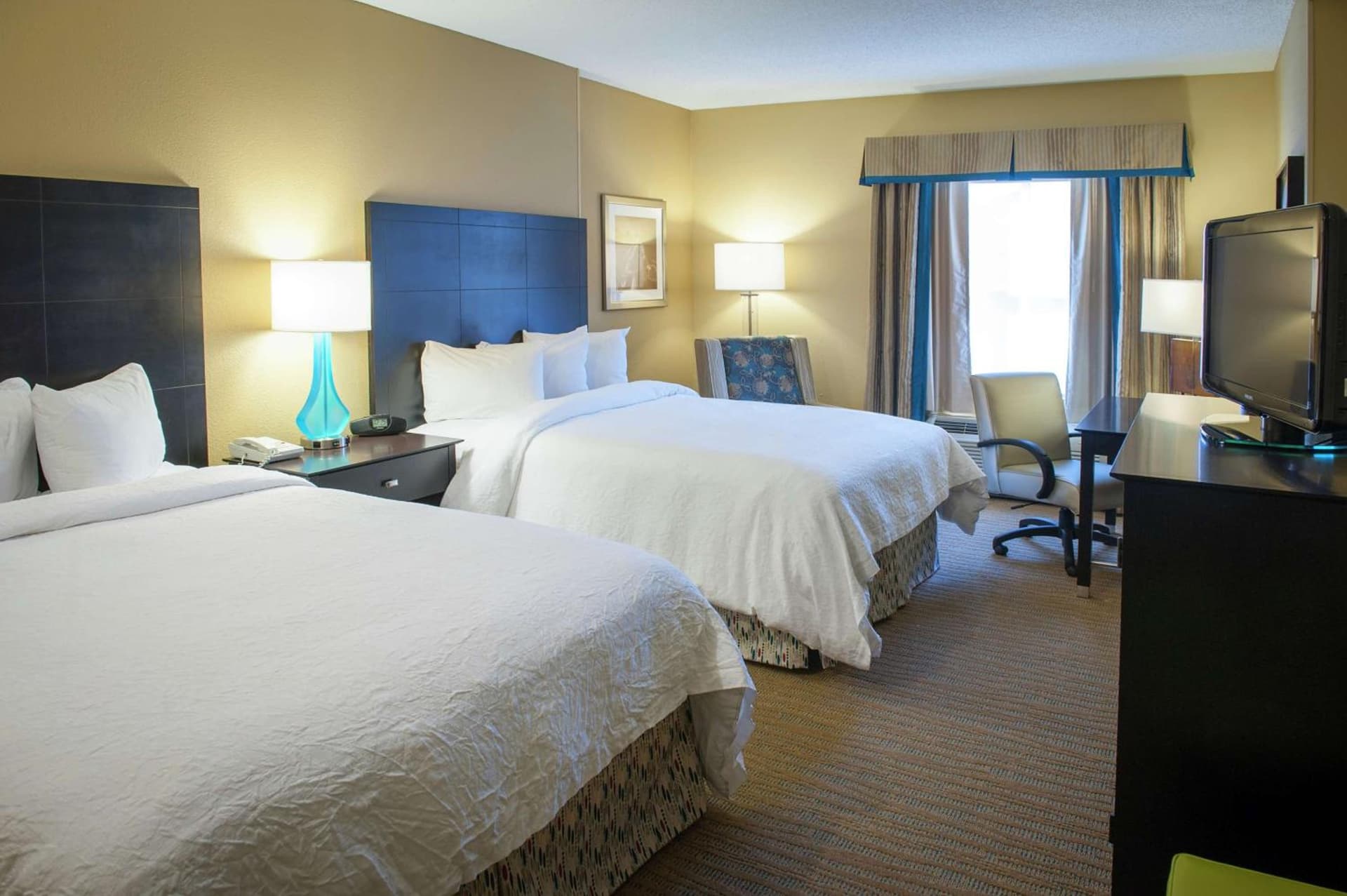 Hampton Inn & Suites St. Petersburg/Downtown gallery photo in St Petersburg, FL — image 6
