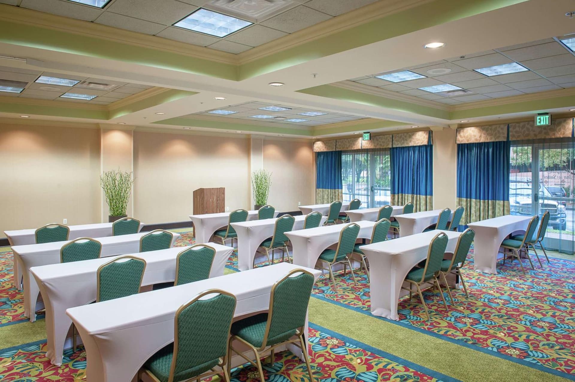 Hampton Inn & Suites St. Petersburg/Downtown gallery photo in St Petersburg, FL — image 13