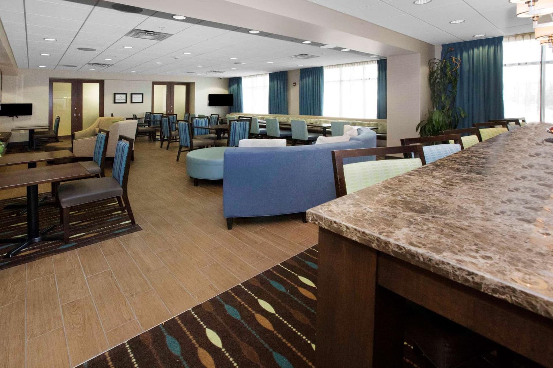 Hampton Inn Bridgeville gallery photo in Bridgeville, PA — image 20