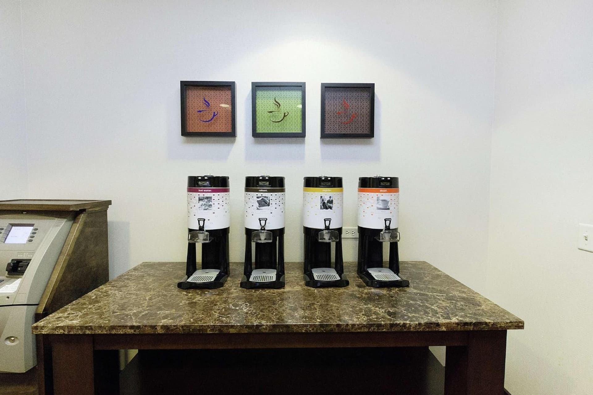 Hampton Inn Bridgeville gallery photo in Bridgeville, PA — image 5