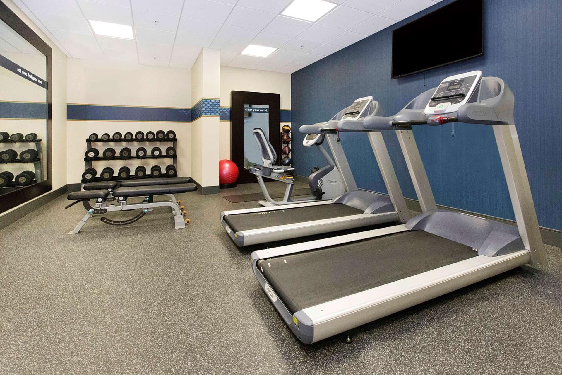 Hampton Inn Bridgeville gallery photo in Bridgeville, PA — image 15