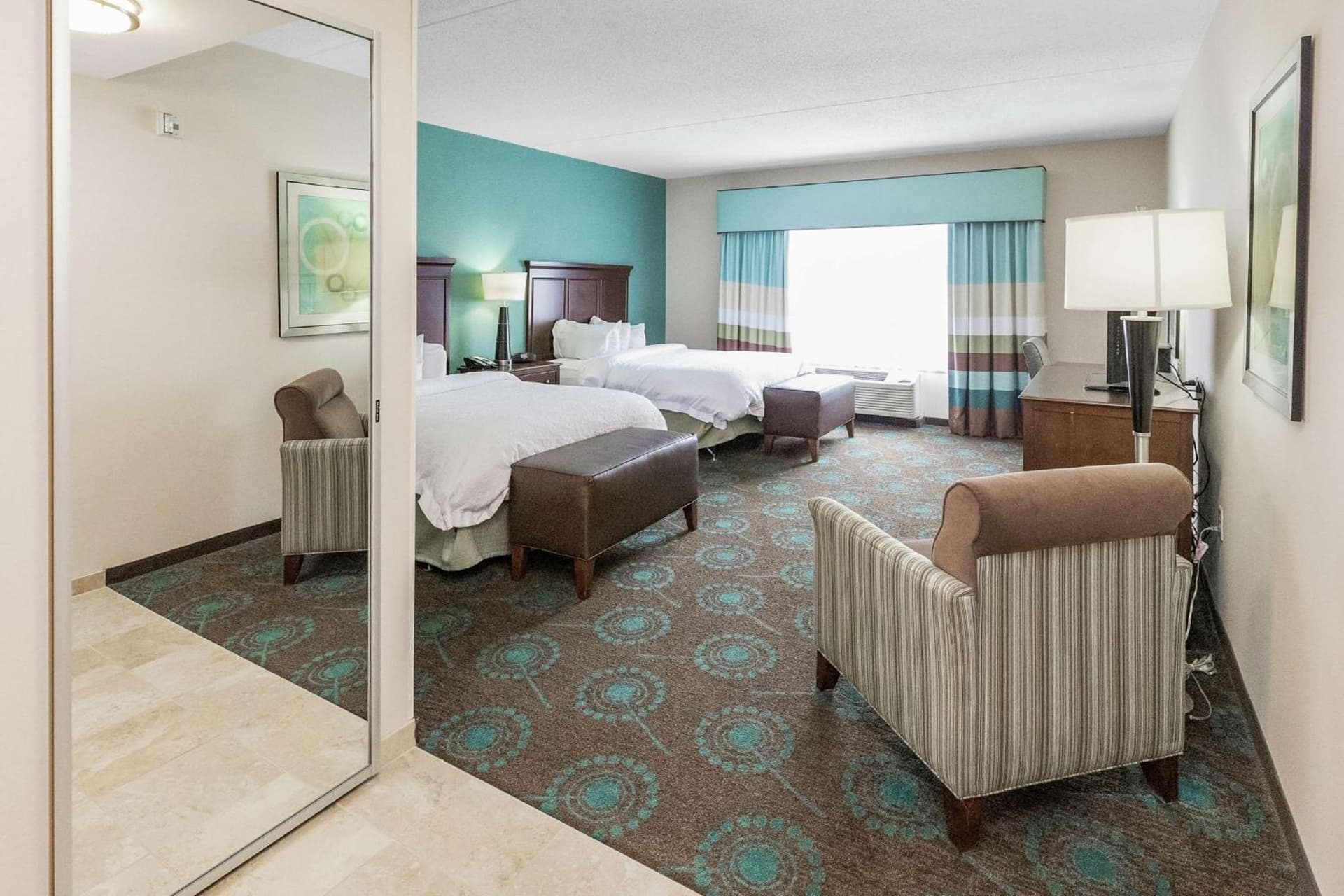 Hampton Inn Bridgeville gallery photo in Bridgeville, PA — image 16