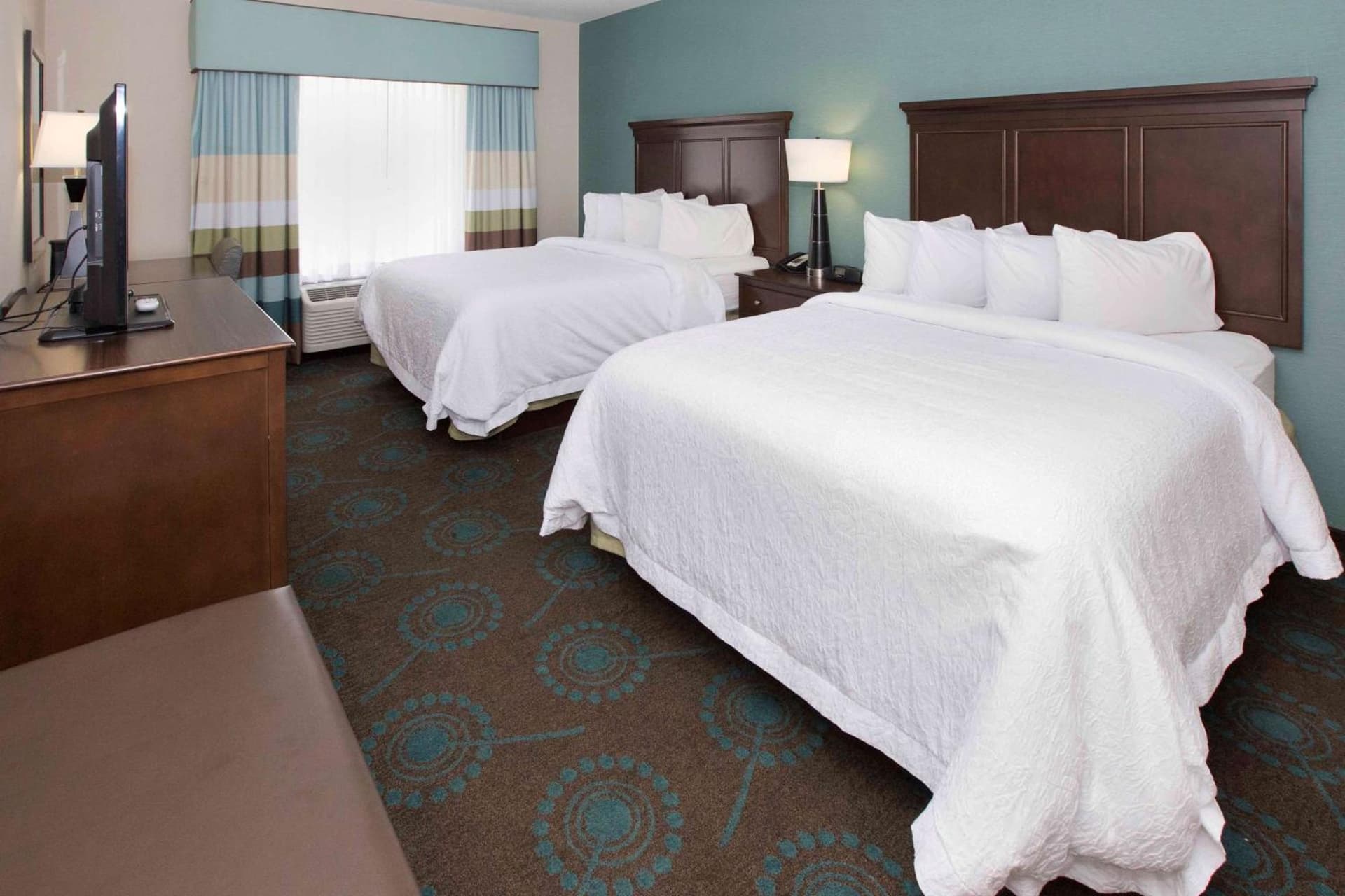 Hampton Inn Bridgeville gallery photo in Bridgeville, PA — image 35