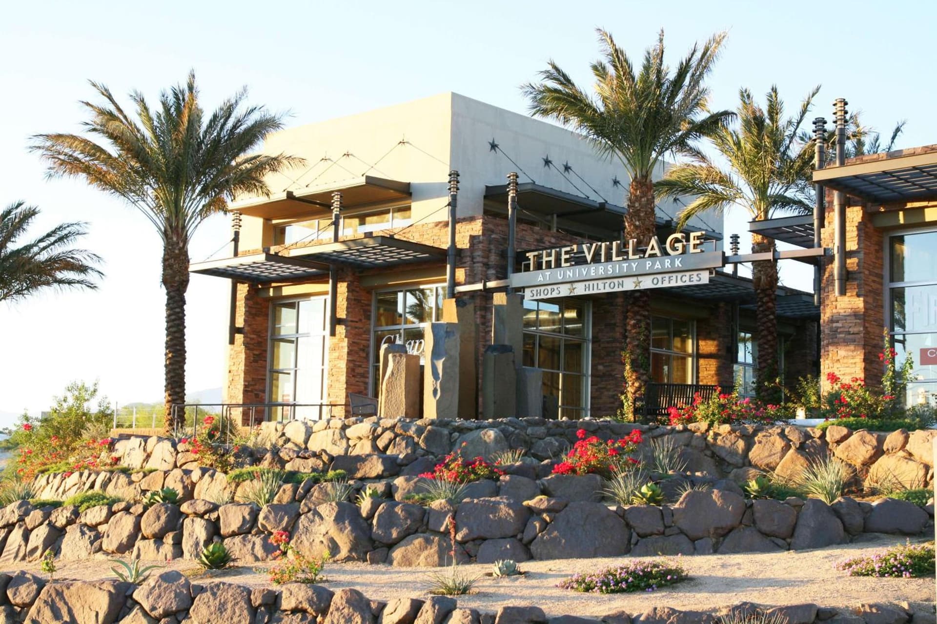 Hampton Inn & Suites Palm Desert property views in Palm Desert, CA — gallery photo 3