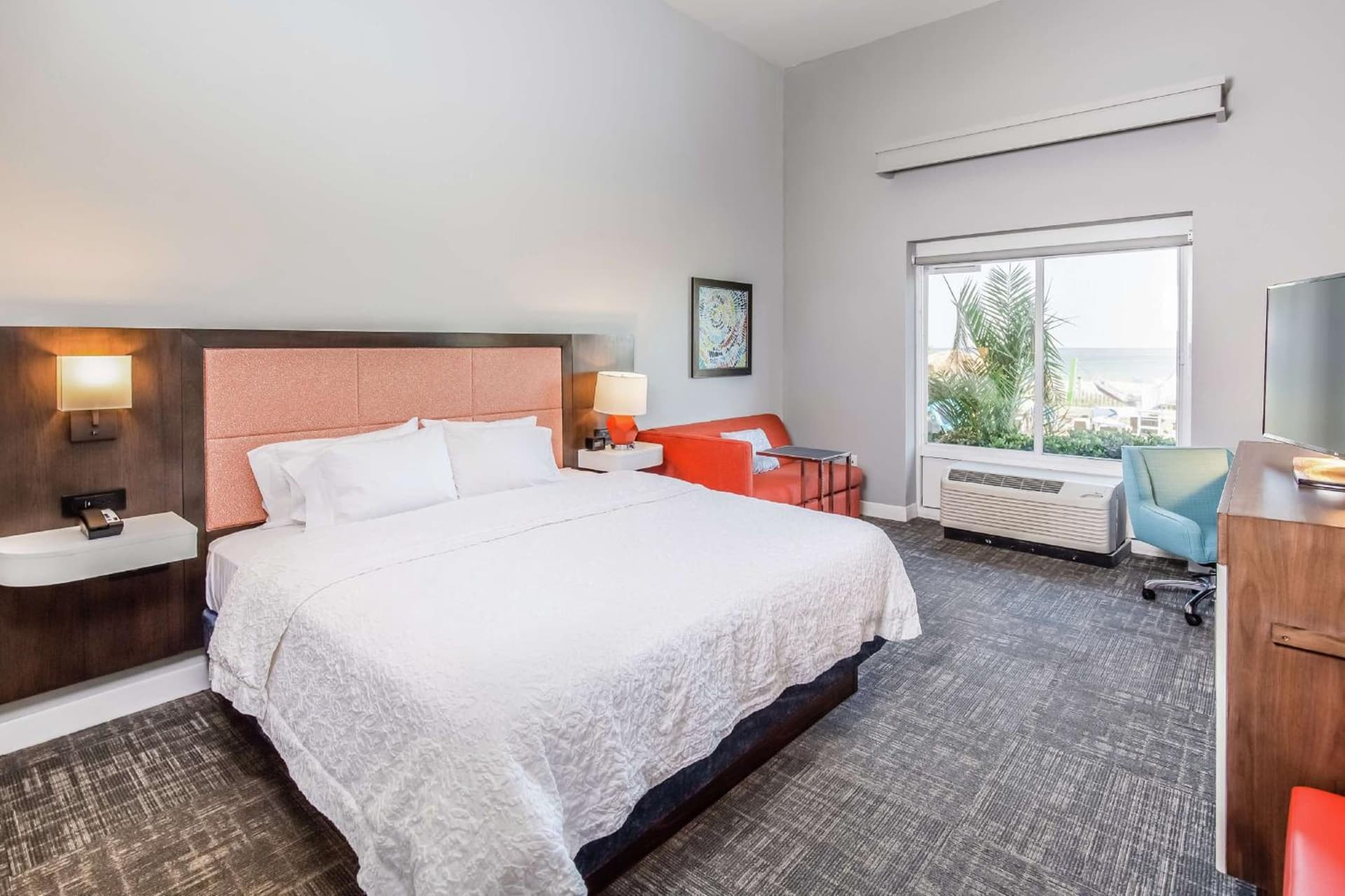 Hampton Inn Pensacola Beach gallery photo in Pensacola Beach, FL — image 57