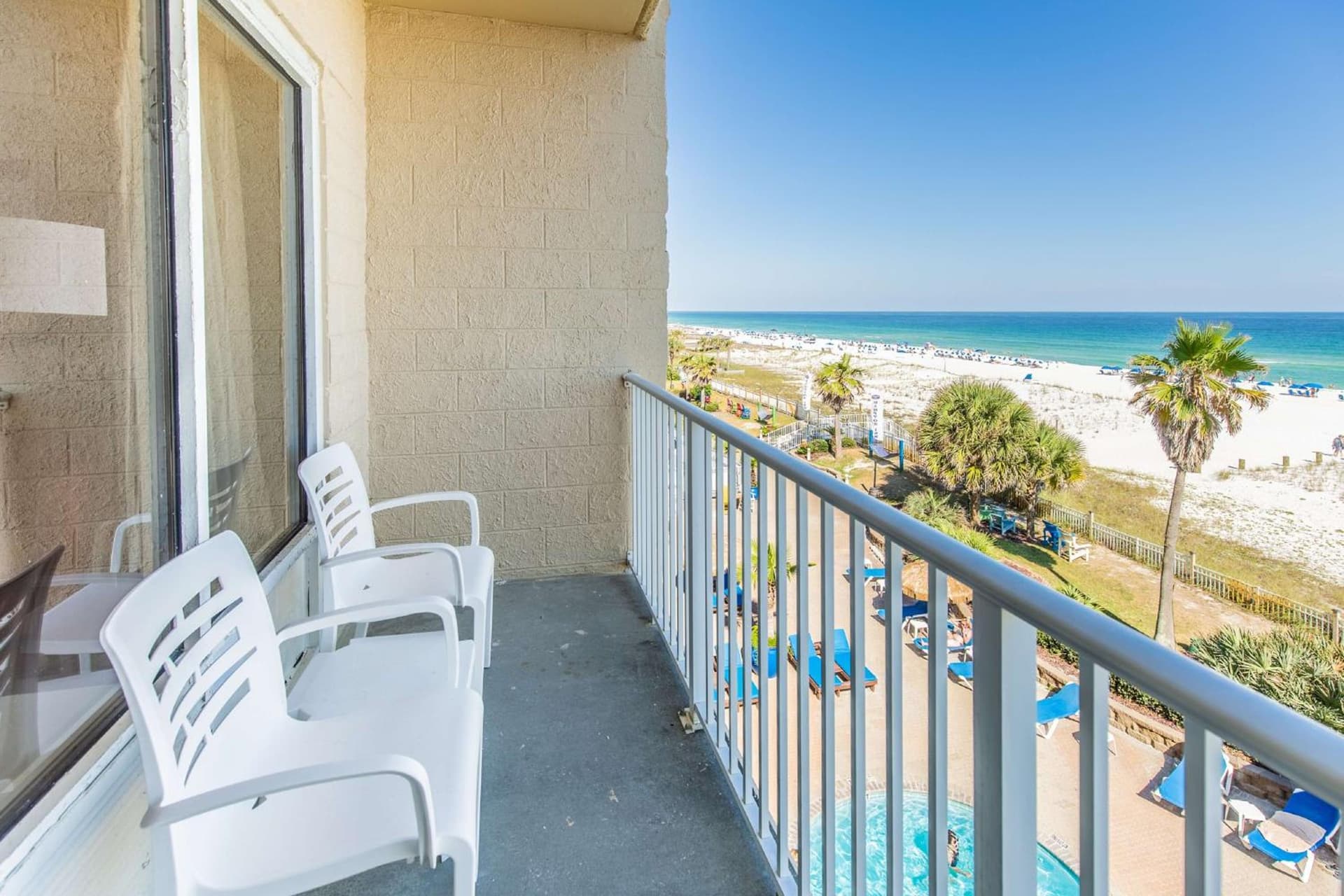 Hampton Inn Pensacola Beach gallery photo in Pensacola Beach, FL — image 66